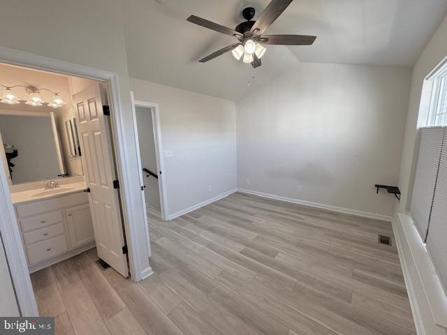 LAKESIDE - Residential