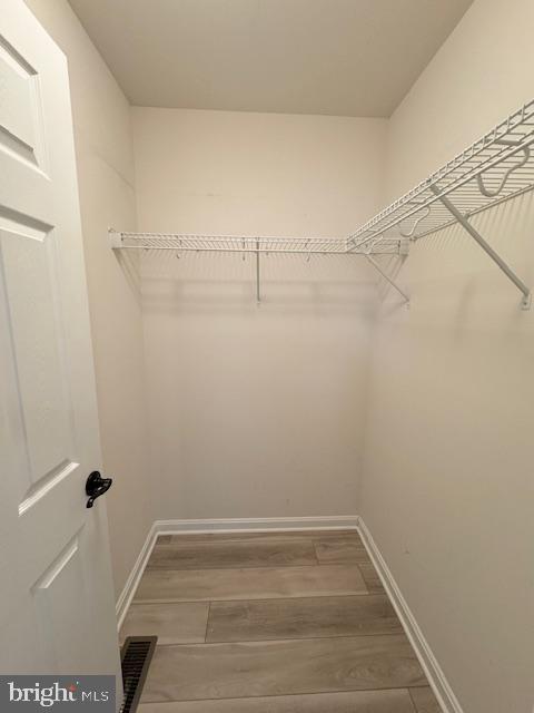 LAKESIDE - Residential