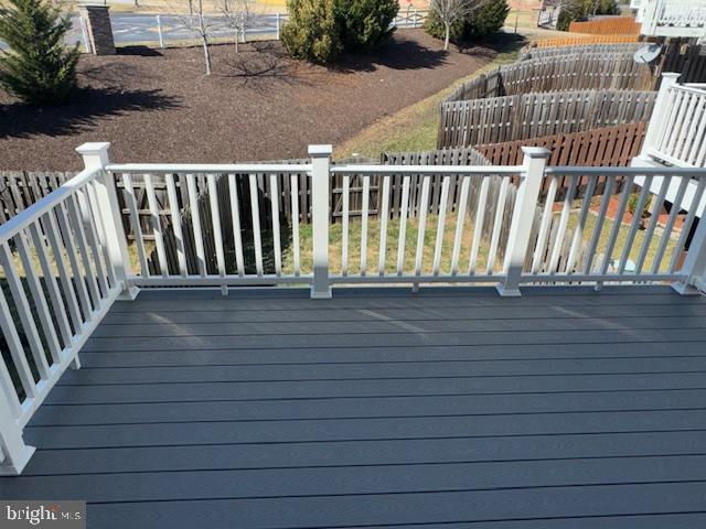 LAKESIDE - Residential