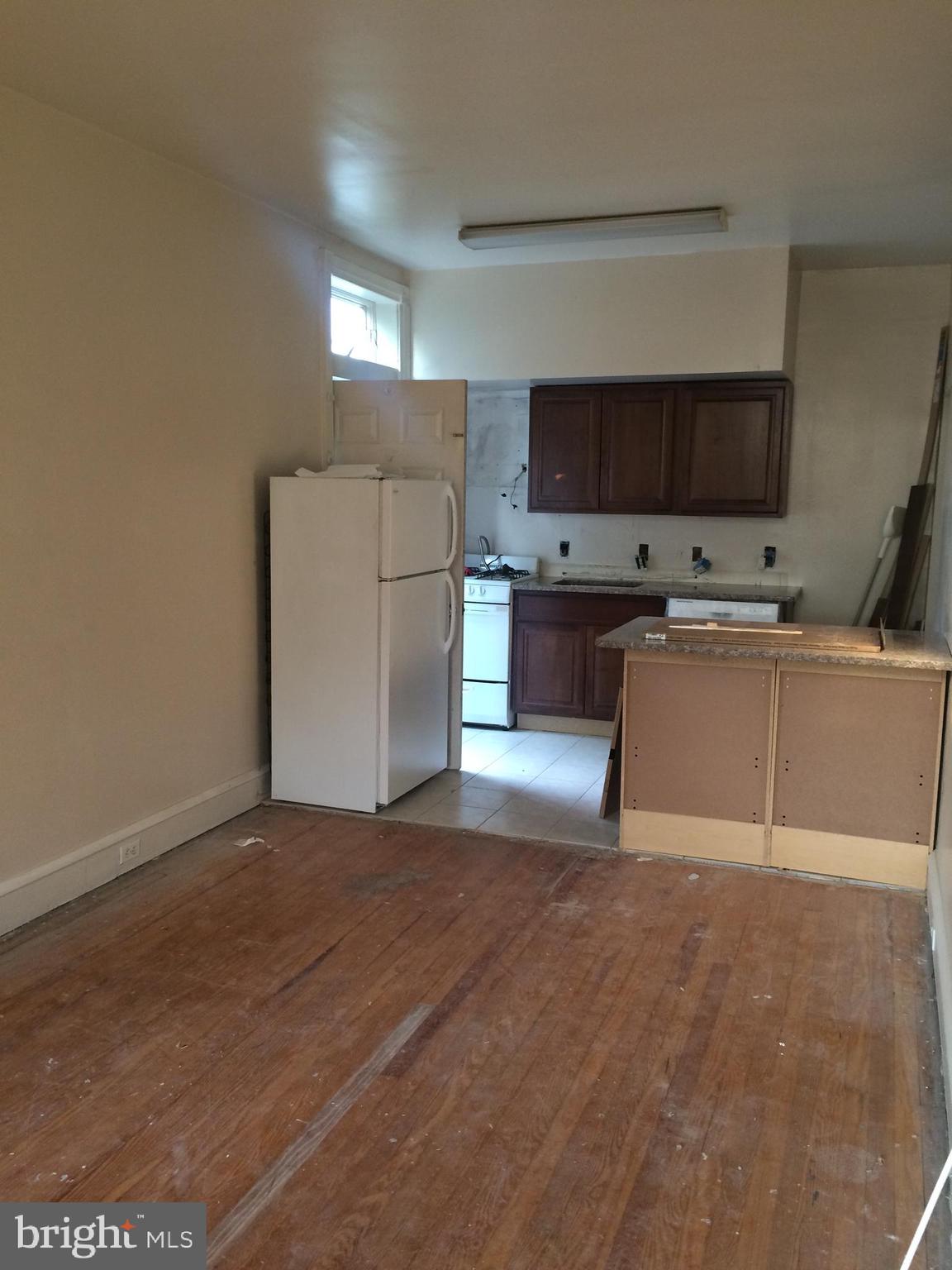 ROXBOROUGH - Residential Lease