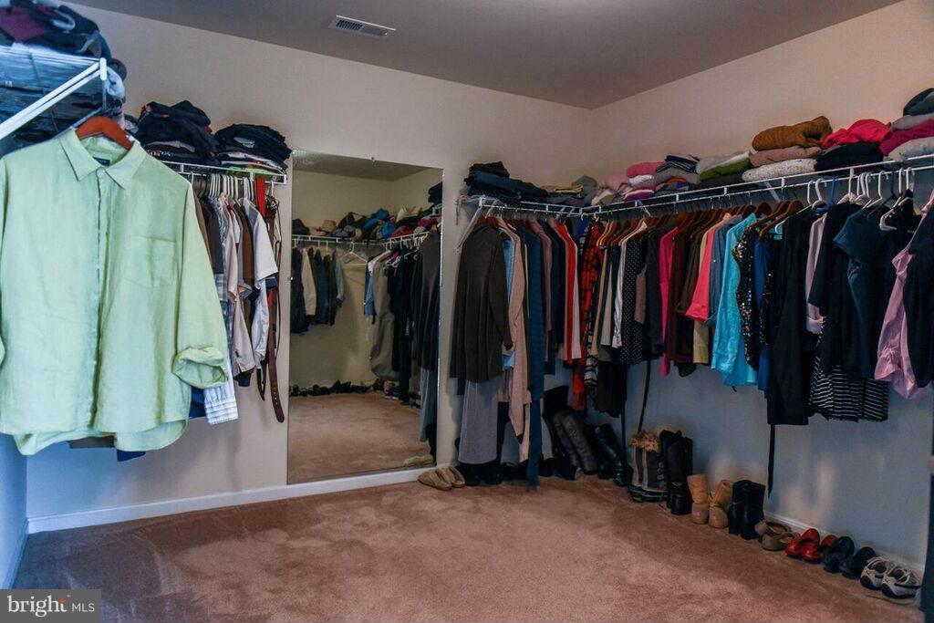 BEN OAKS - Residential