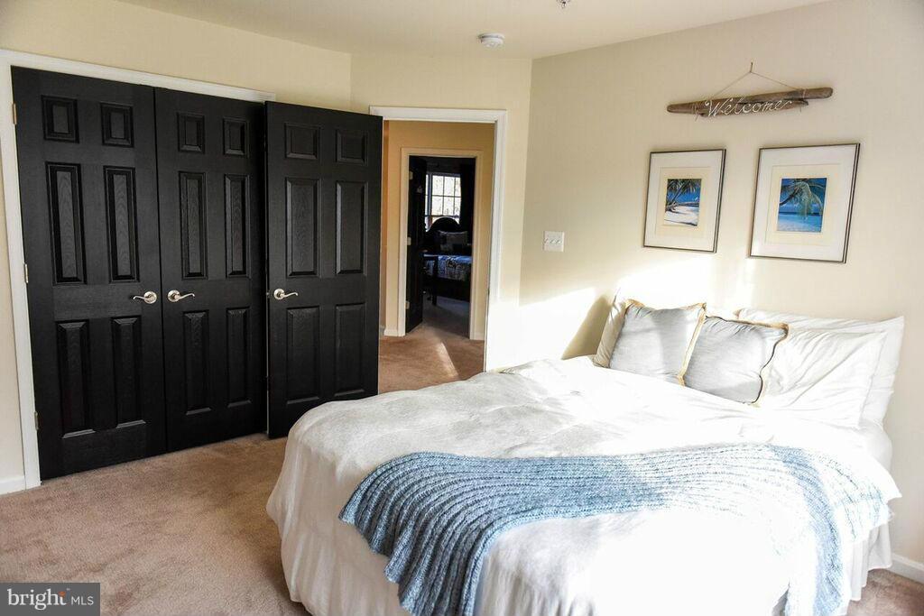 BEN OAKS - Residential