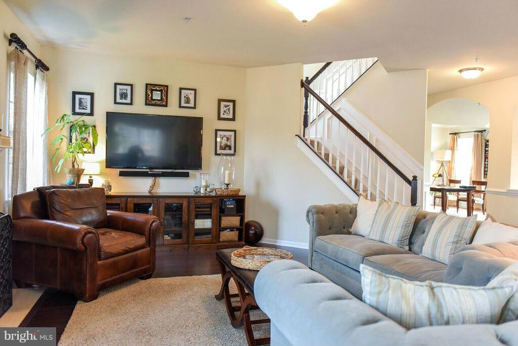 BEN OAKS - Residential