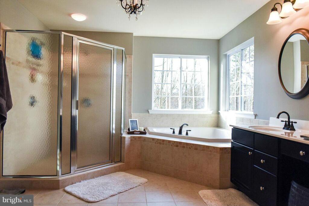 BEN OAKS - Residential