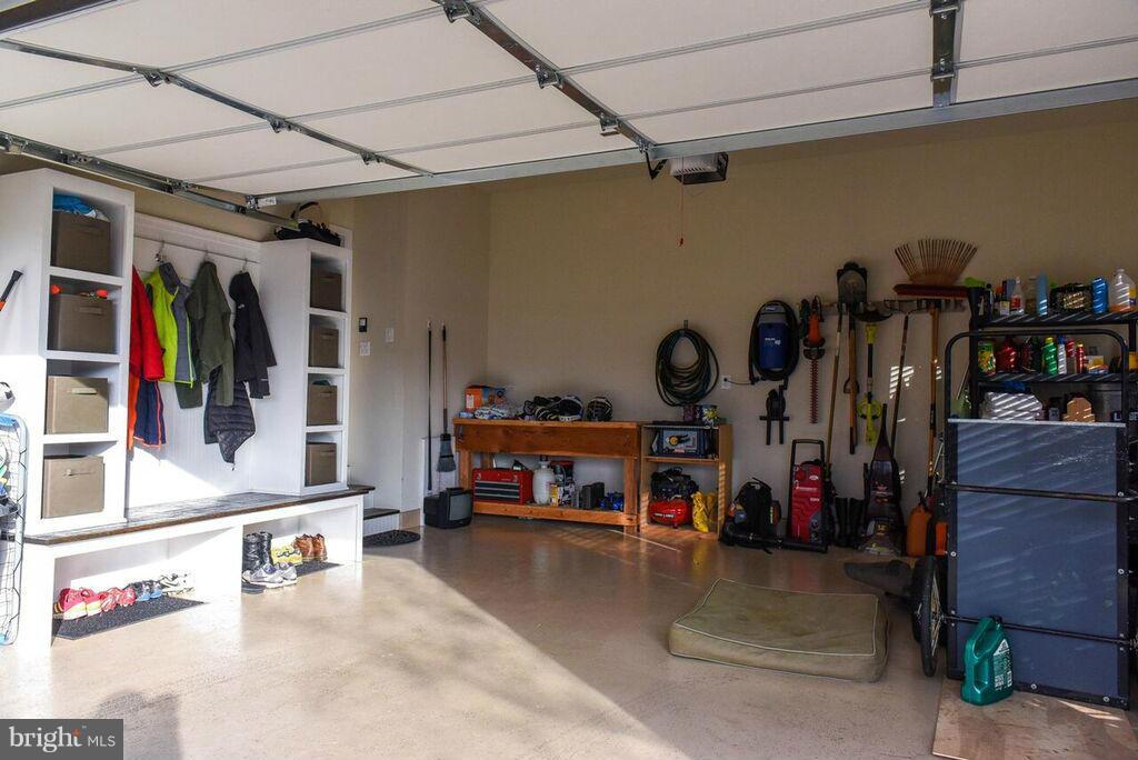 BEN OAKS - Residential