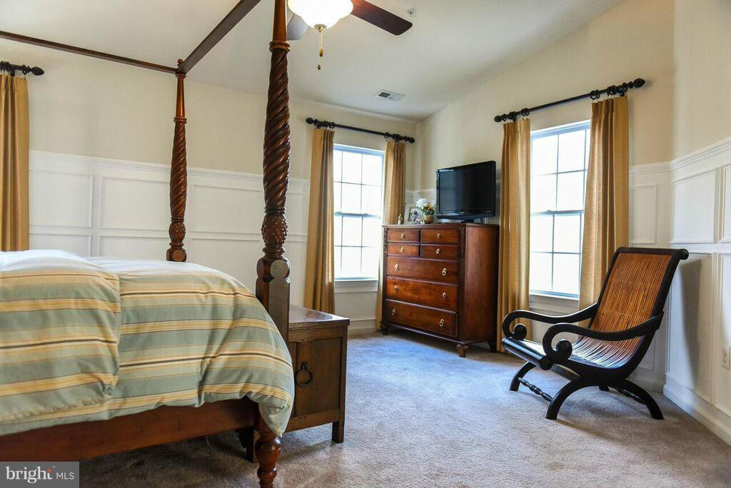 BEN OAKS - Residential