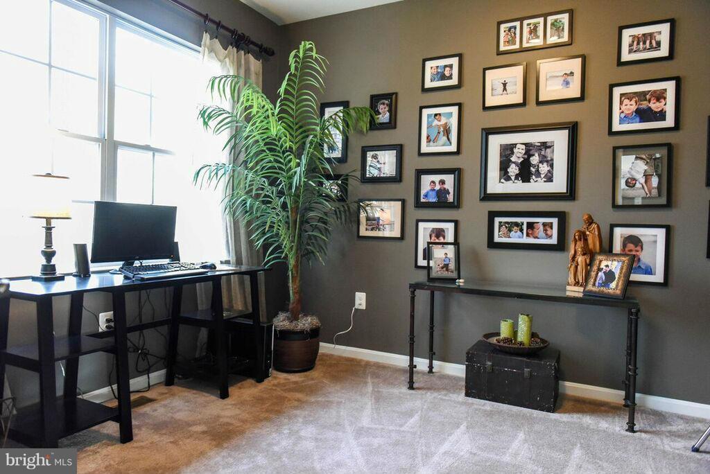 BEN OAKS - Residential