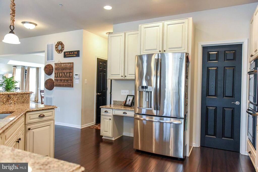 BEN OAKS - Residential