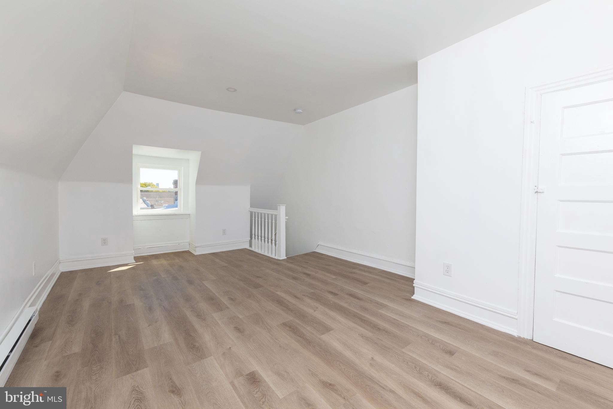 STRAWBERRY MANSION - Residential Income