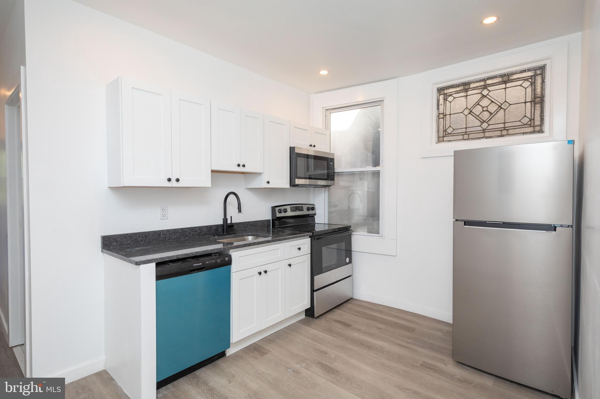 STRAWBERRY MANSION - Residential Income