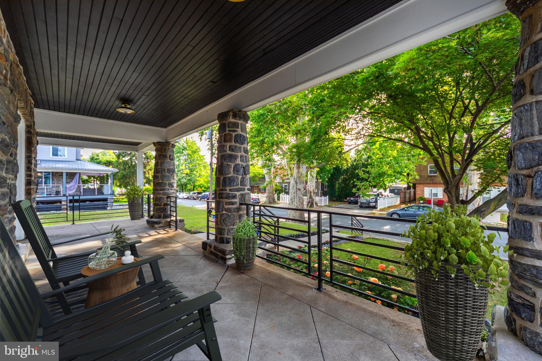 22 S LINDEN AVENUE