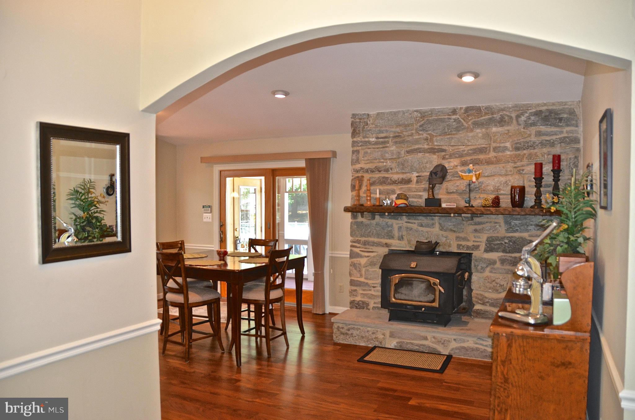 REGULARS - Residential Lease