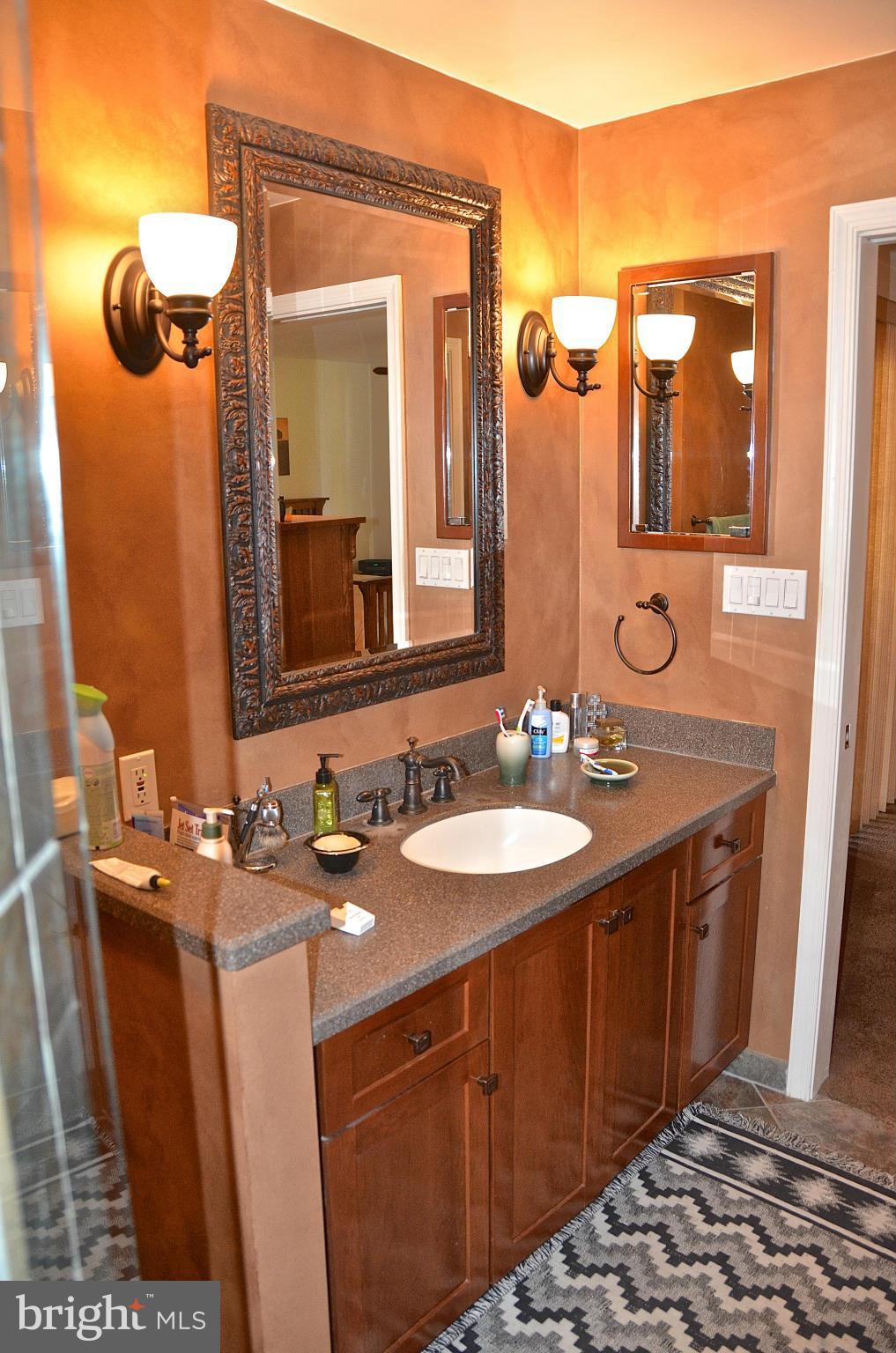 REGULARS - Residential Lease