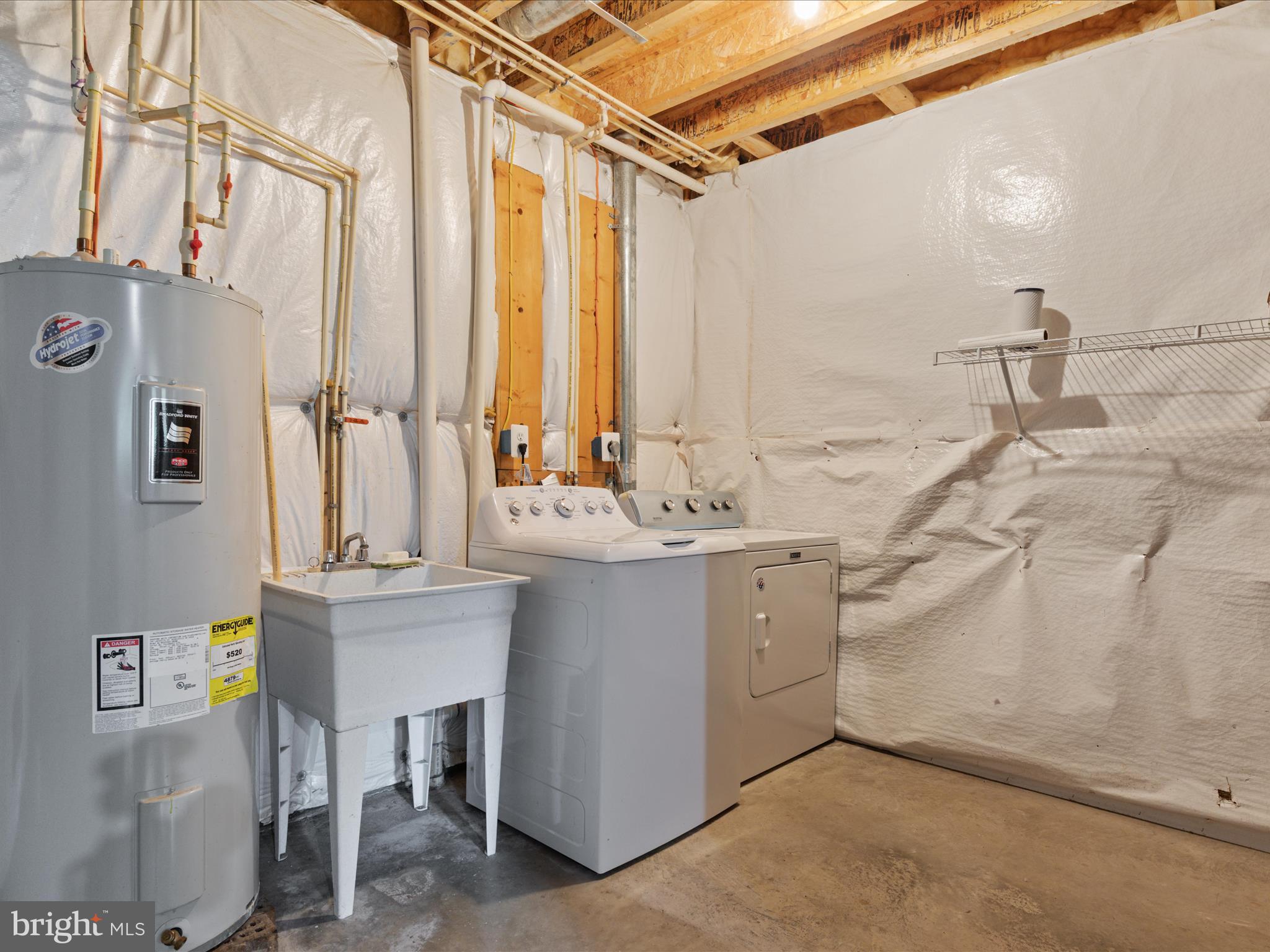 LAKE HOLIDAY ESTATES - Residential