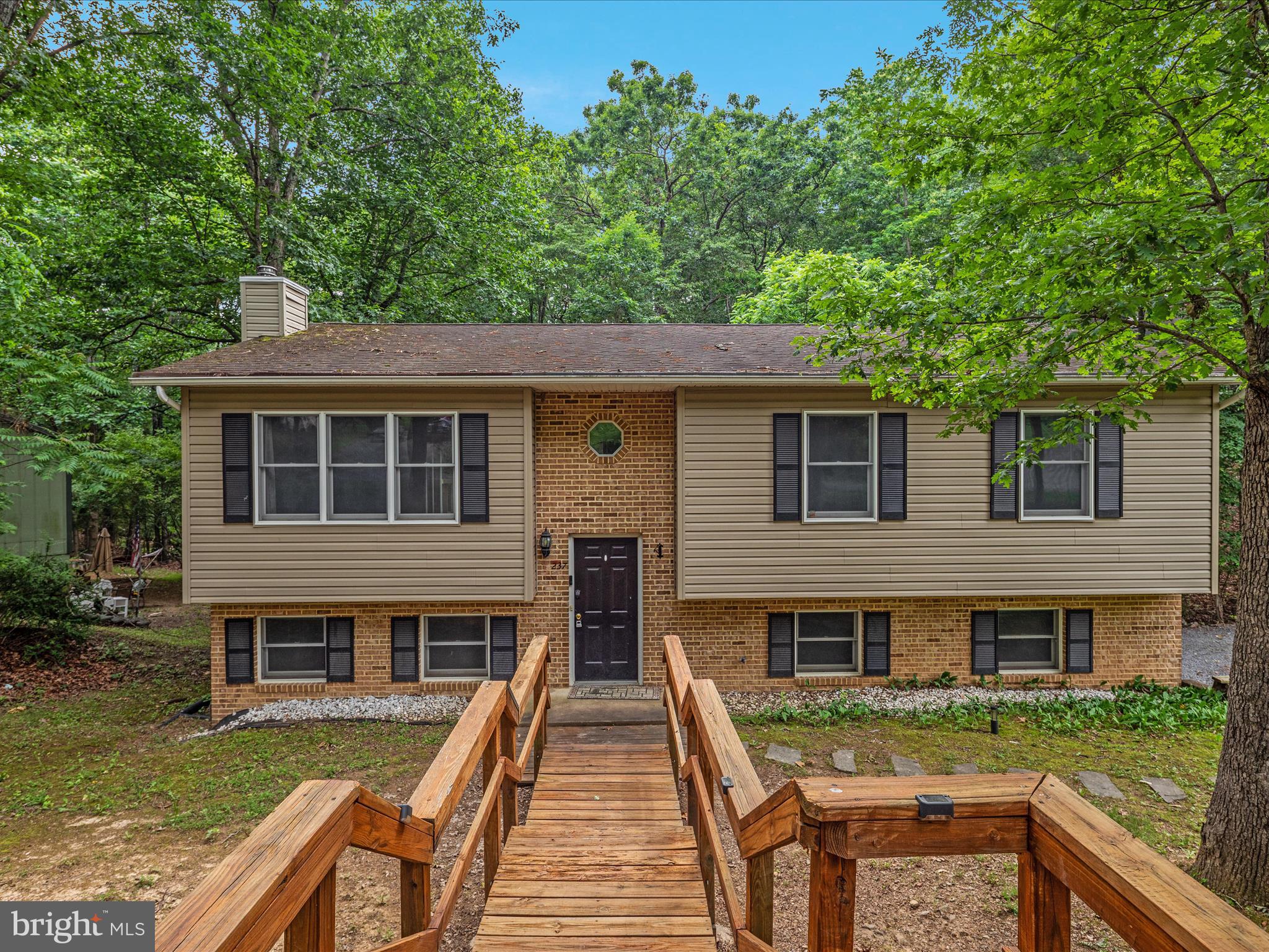 LAKE HOLIDAY ESTATES - Residential