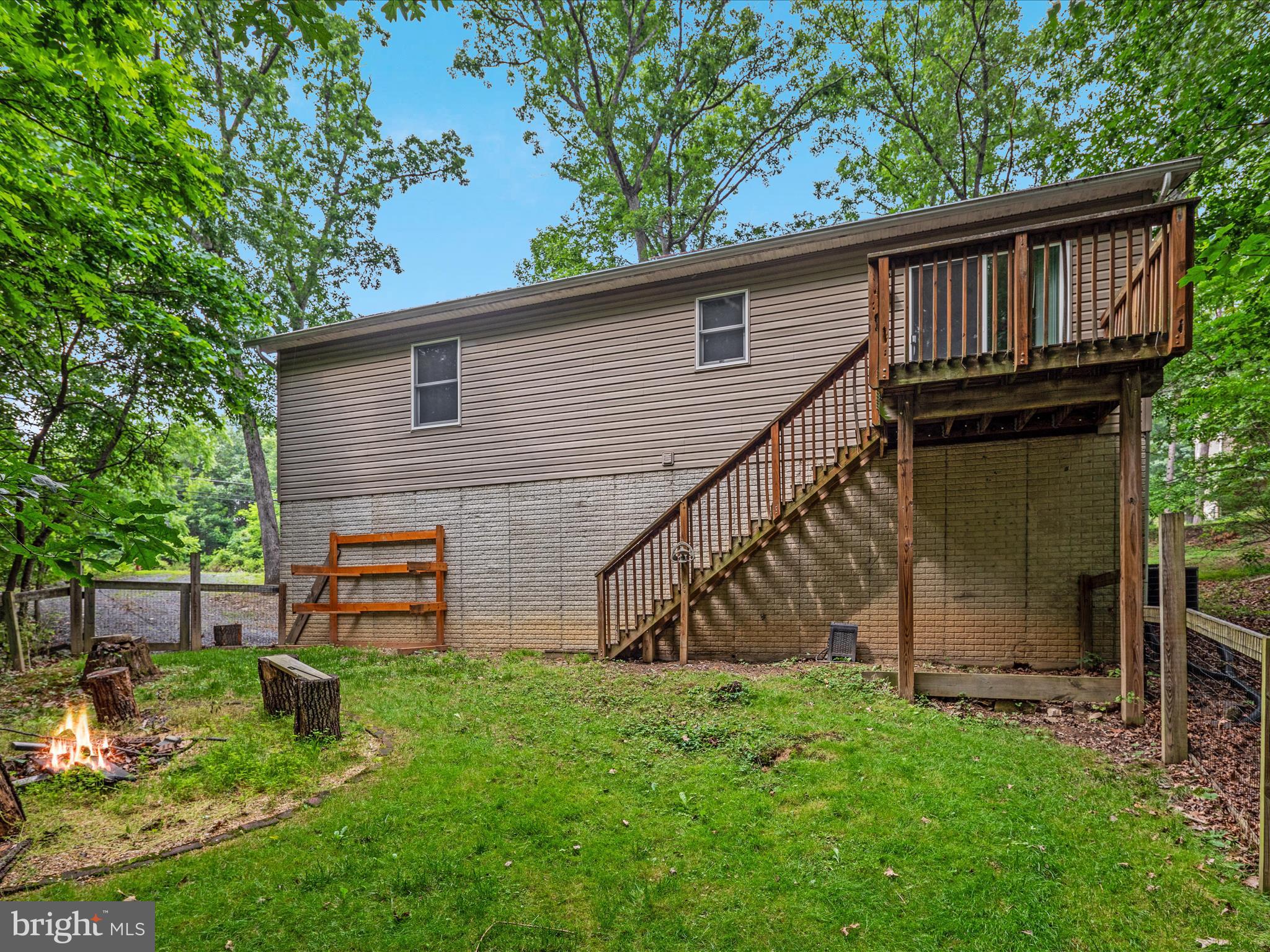 LAKE HOLIDAY ESTATES - Residential