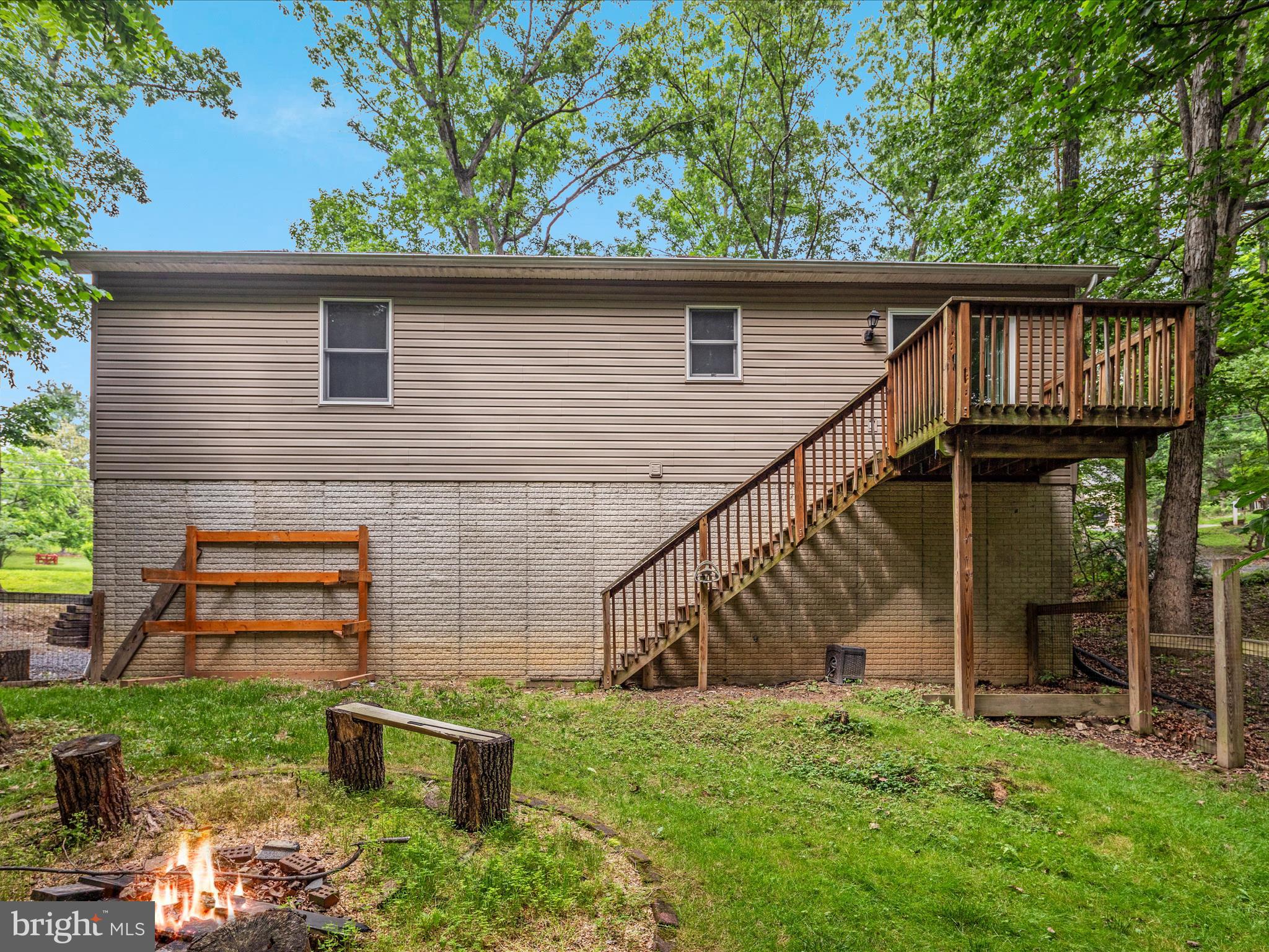 LAKE HOLIDAY ESTATES - Residential