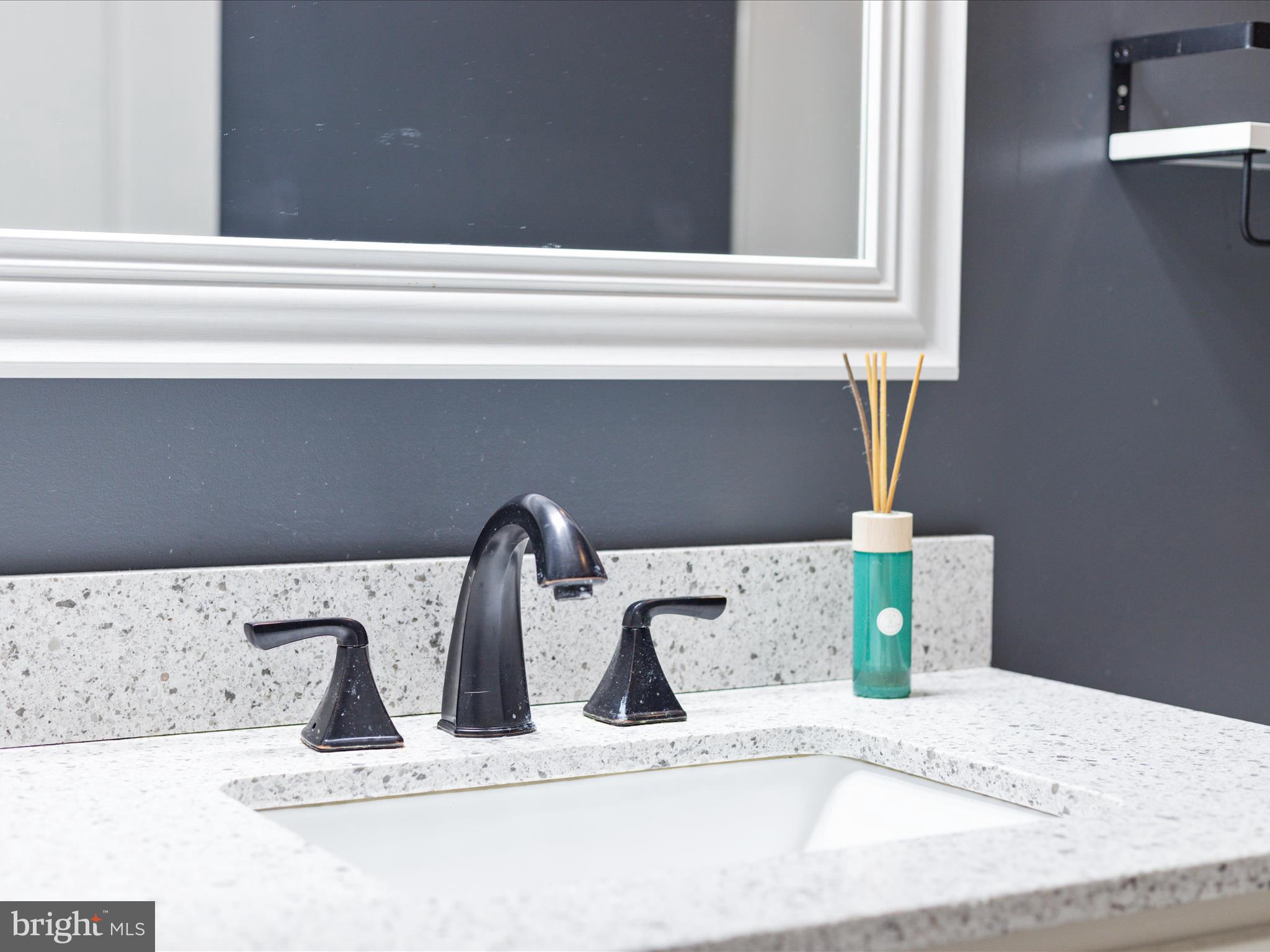 LAKE HOLIDAY ESTATES - Residential