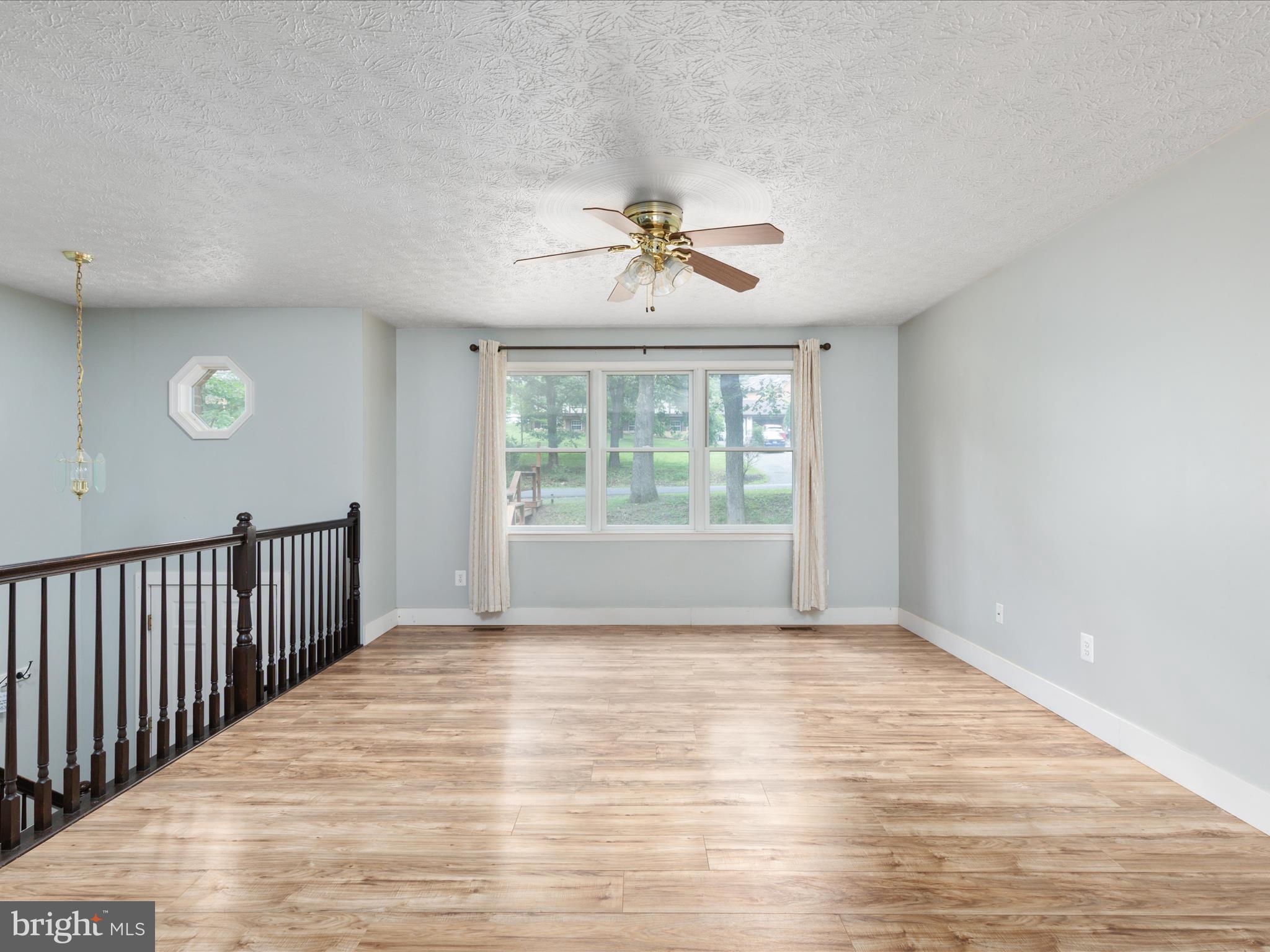 LAKE HOLIDAY ESTATES - Residential