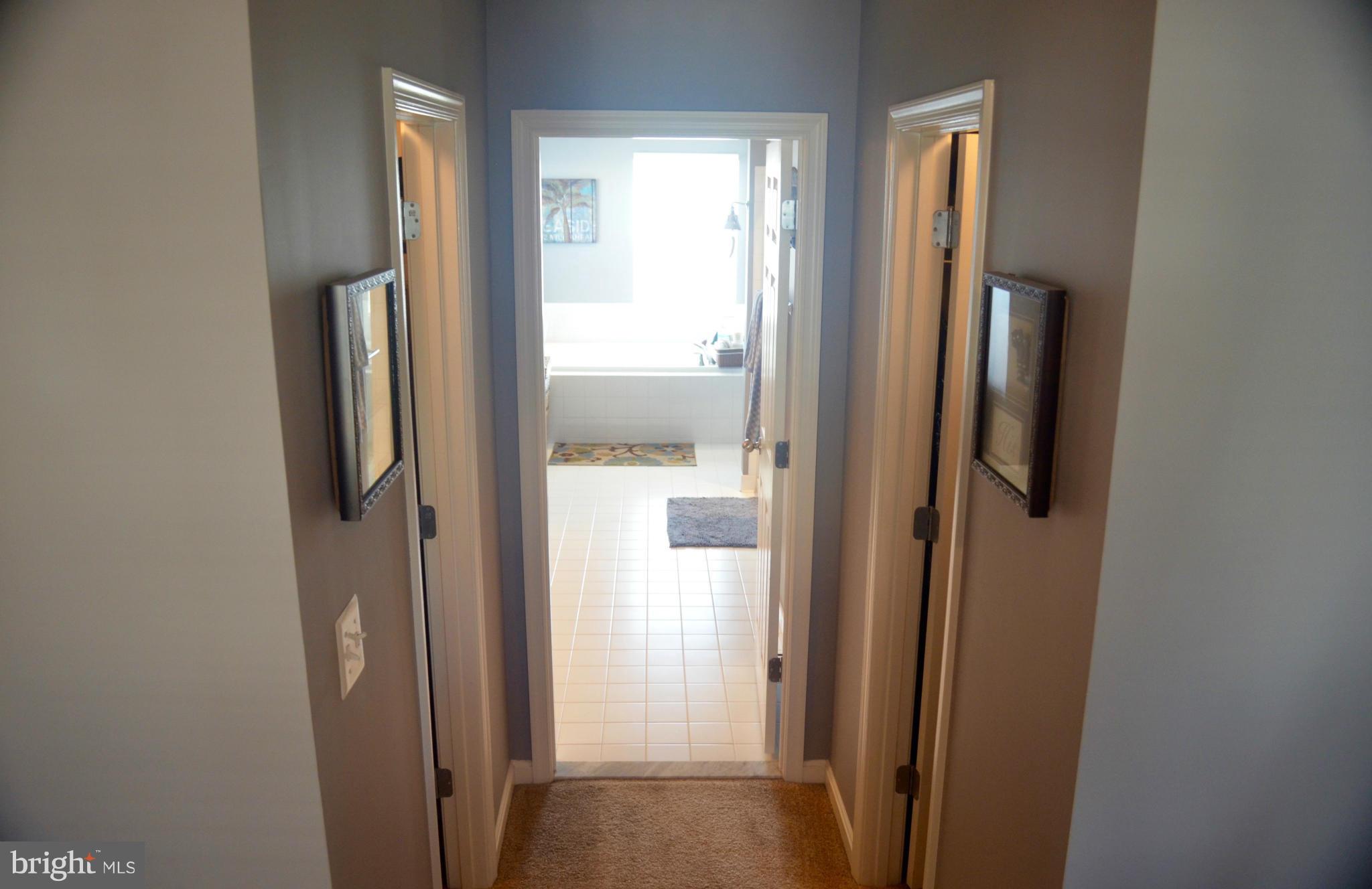 LAKE POINT - Residential