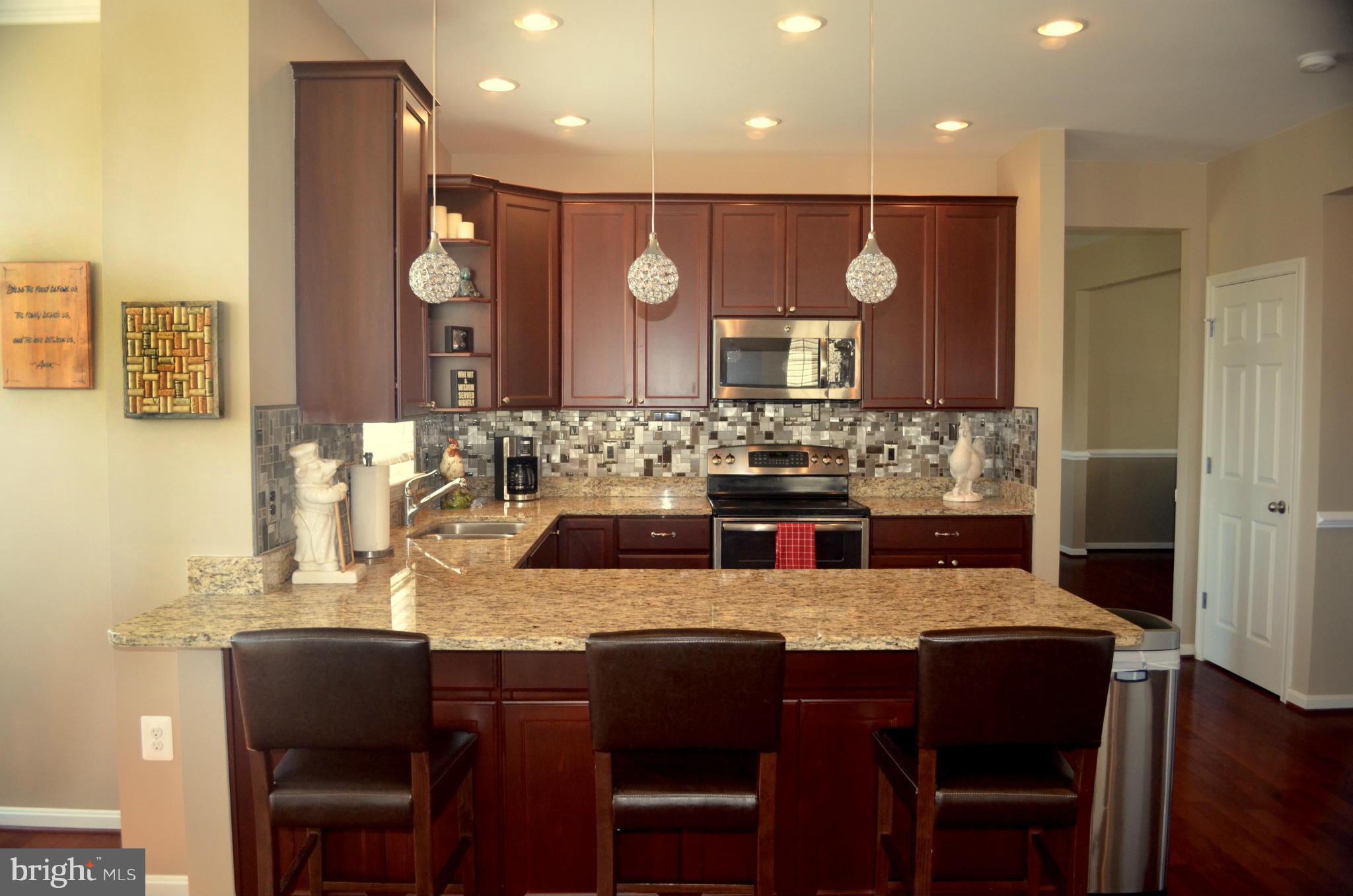 LAKE POINT - Residential