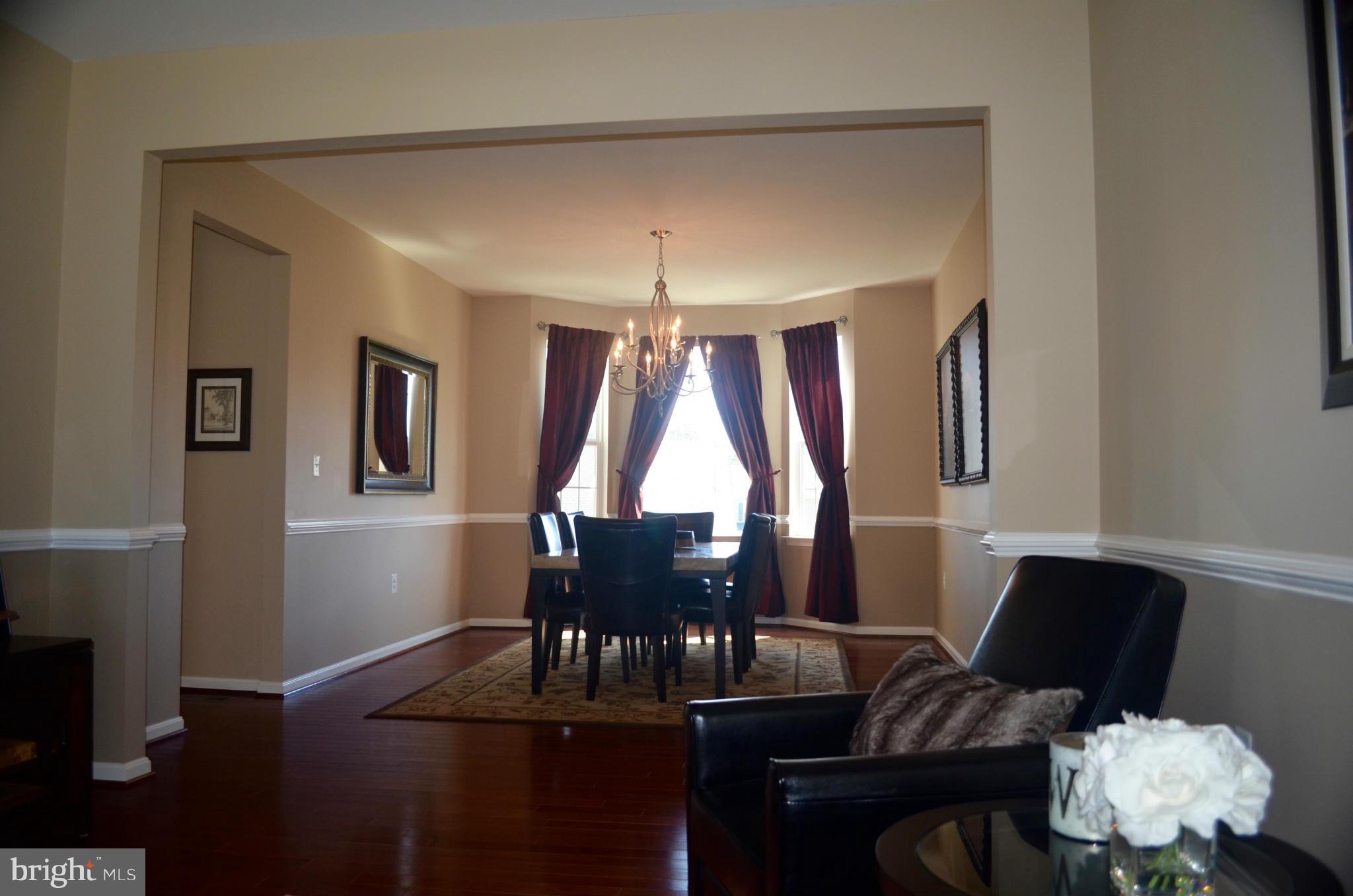 LAKE POINT - Residential