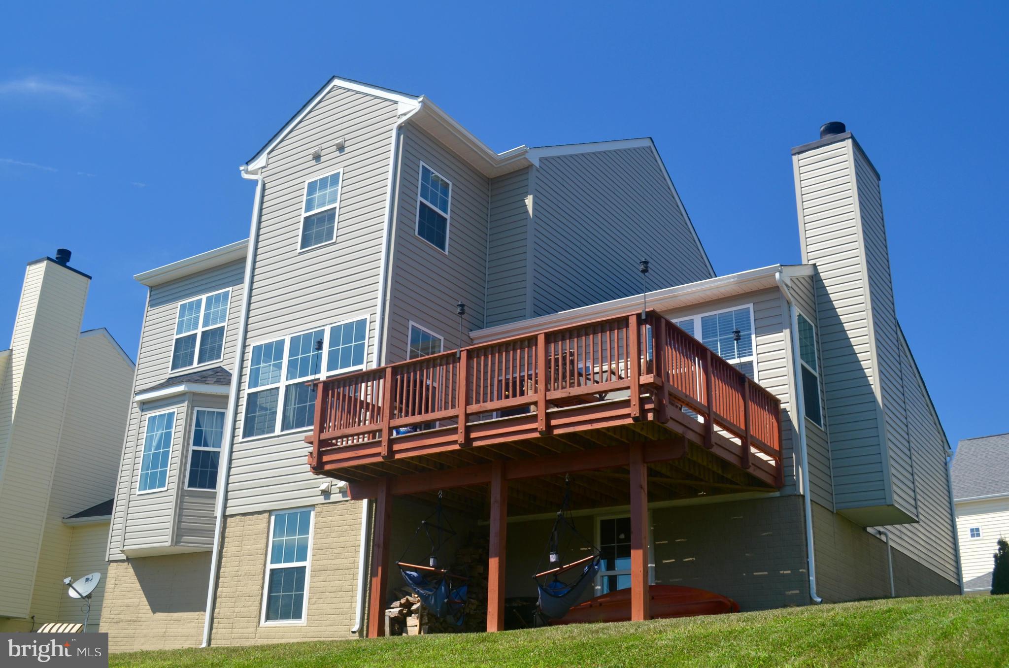 LAKE POINT - Residential