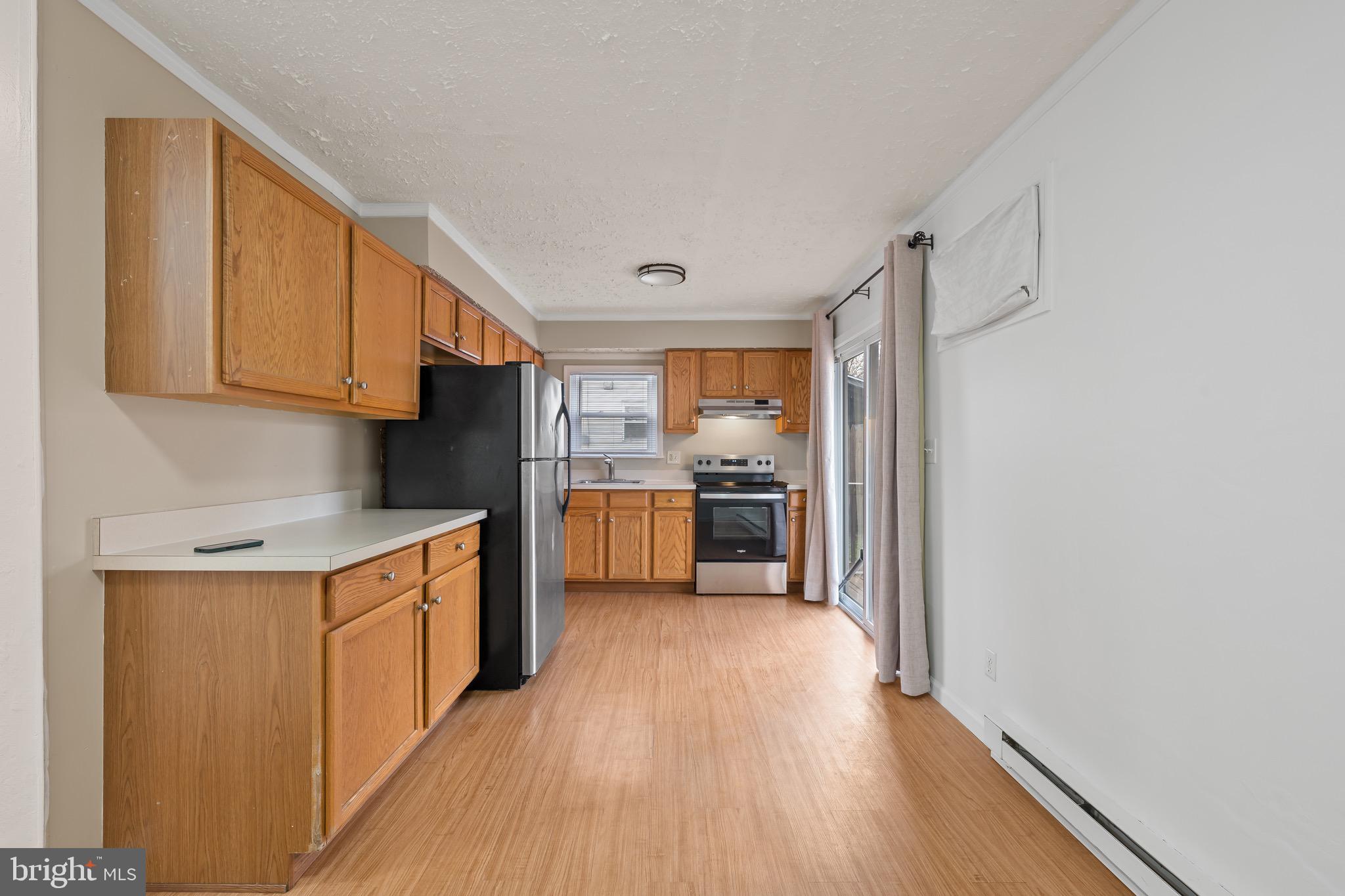 LOCKRIDGE VILLAGE - Residential Lease