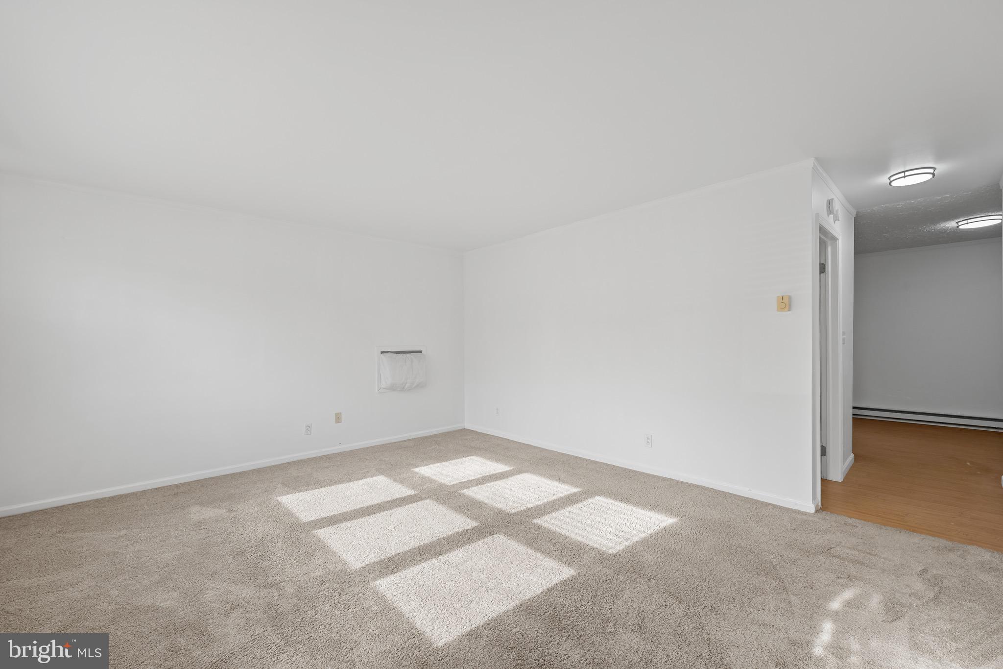 LOCKRIDGE VILLAGE - Residential Lease