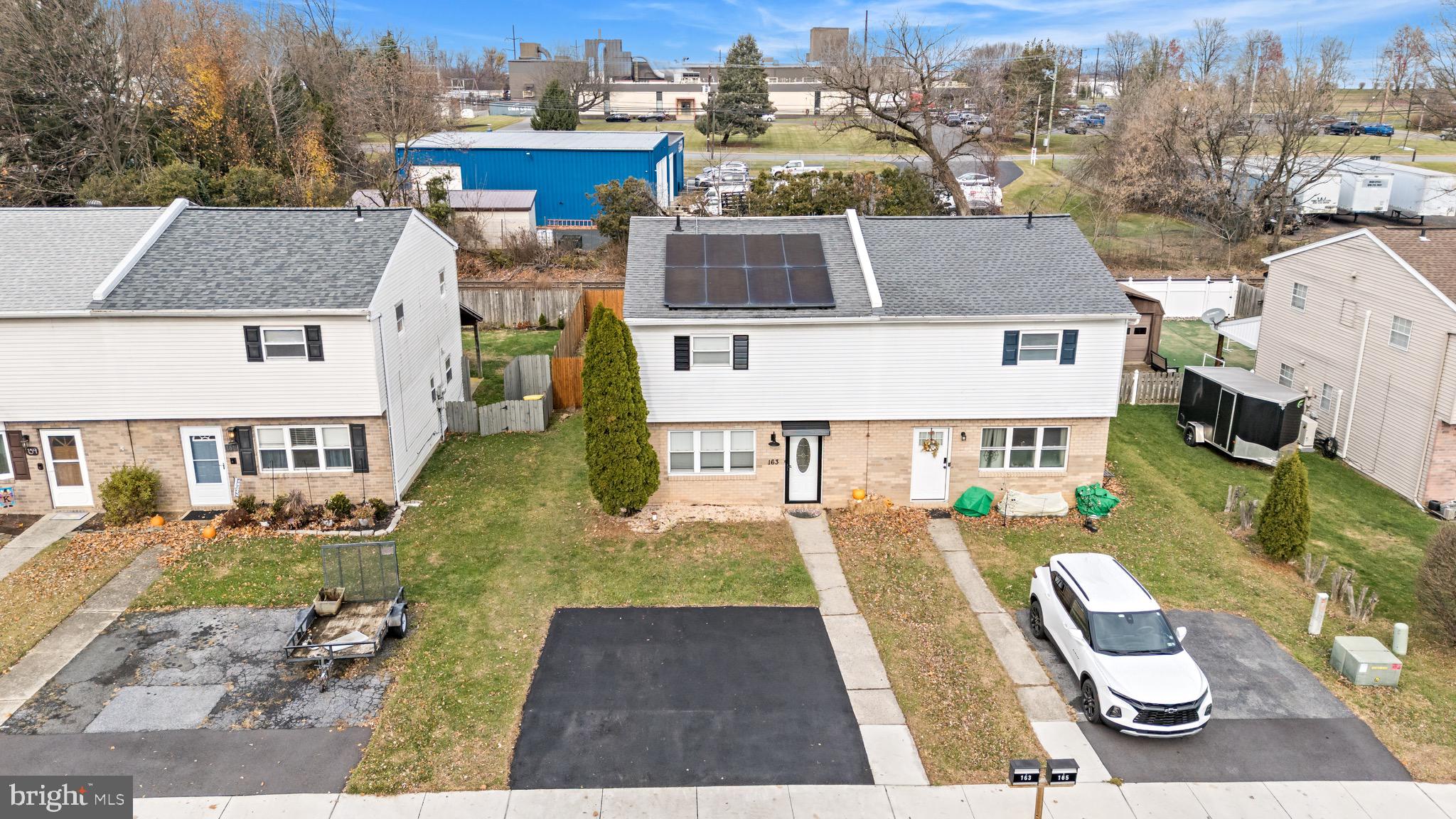 LOCKRIDGE VILLAGE - Residential Lease