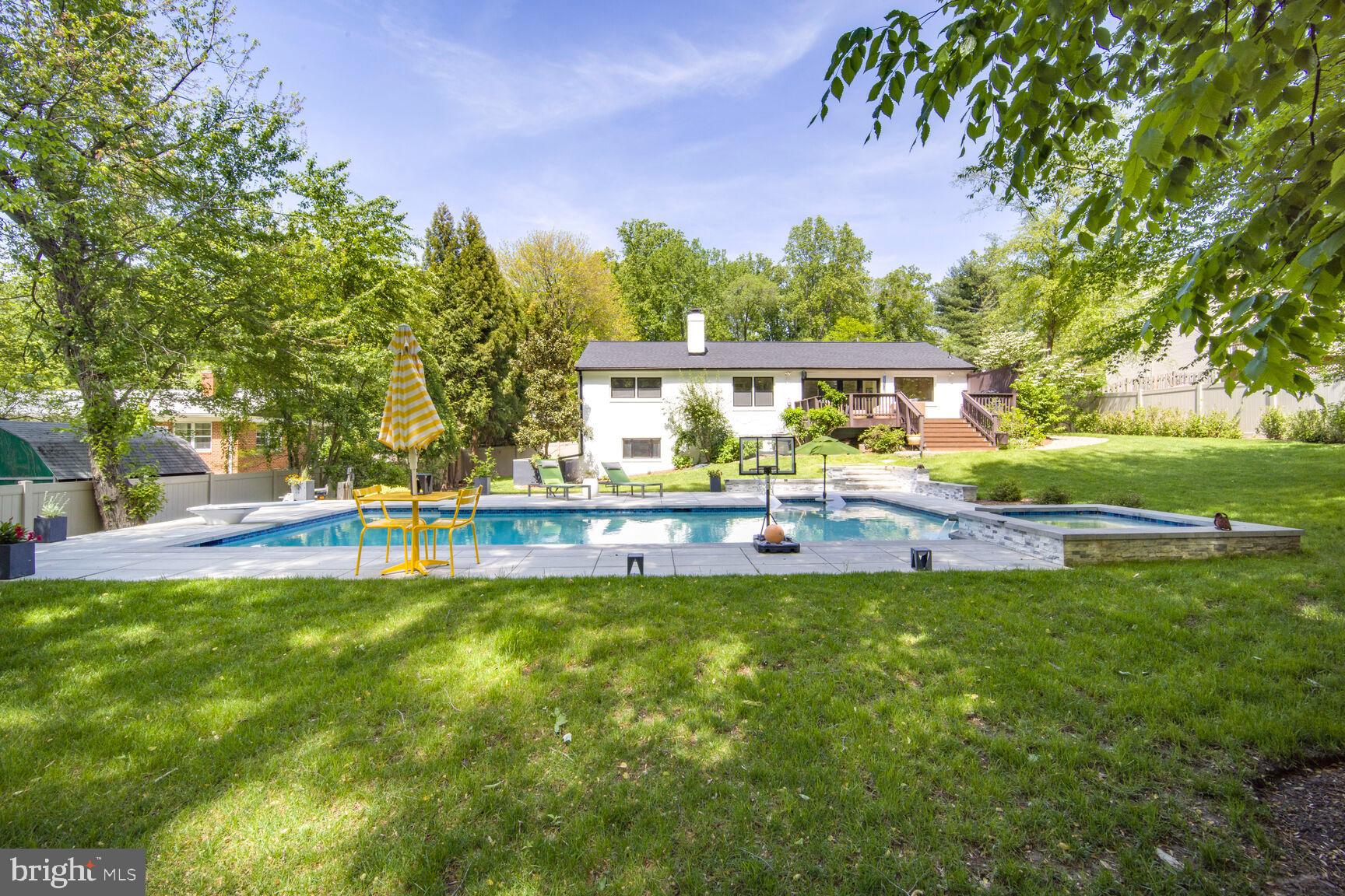 6219 BEACHWAY DRIVE