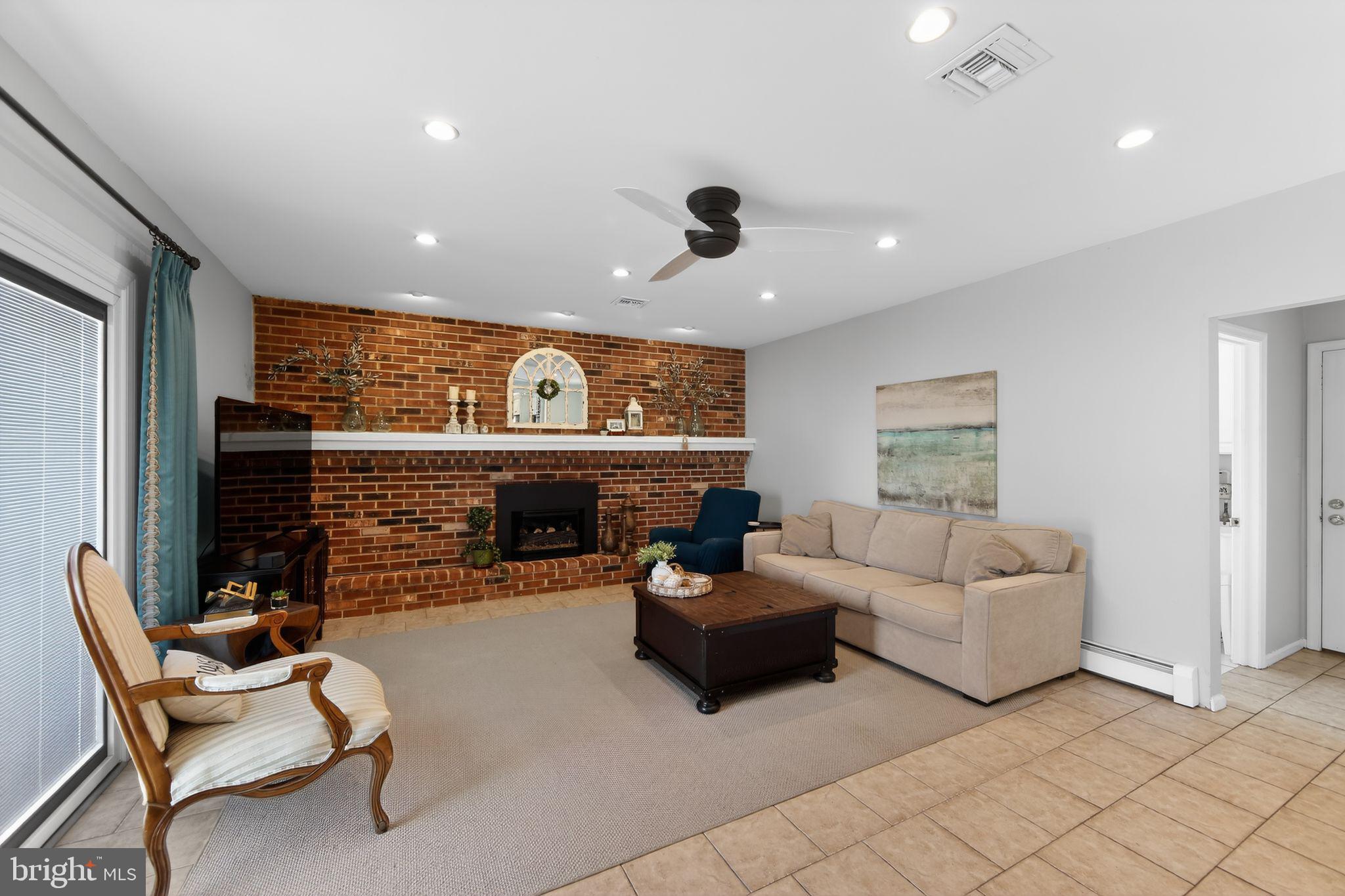 DOGWOOD ESTATES - Residential