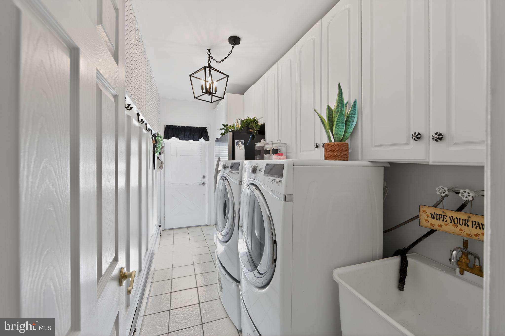 DOGWOOD ESTATES - Residential