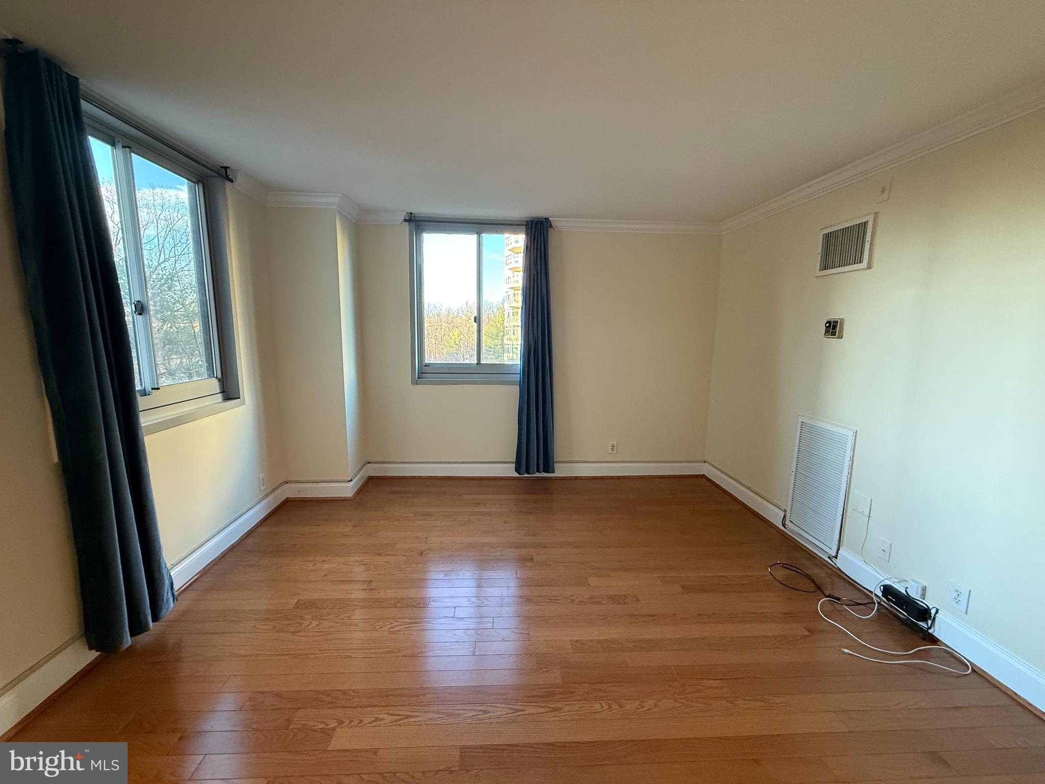 THE ELIZABETH - Residential