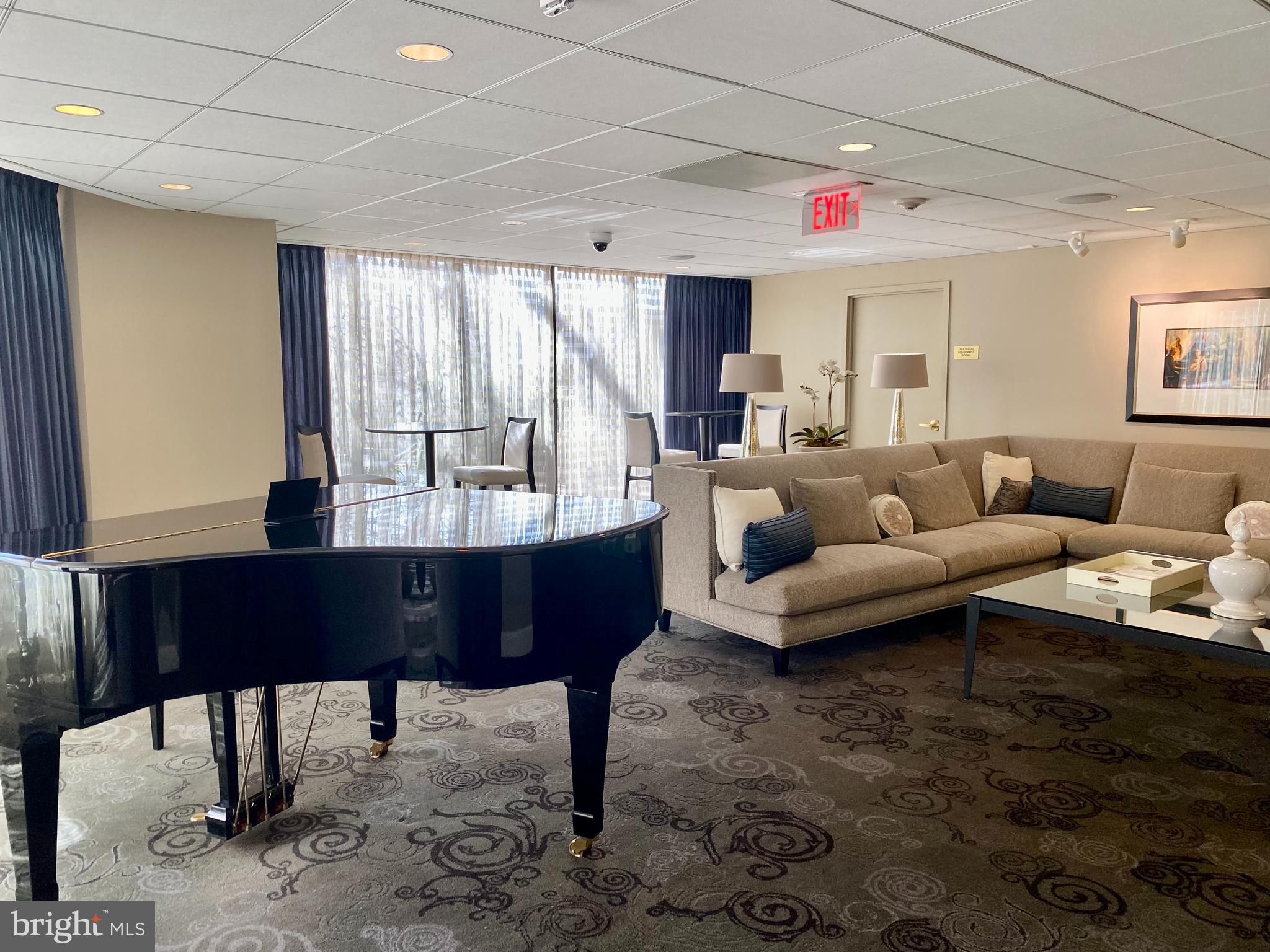 THE ELIZABETH - Residential