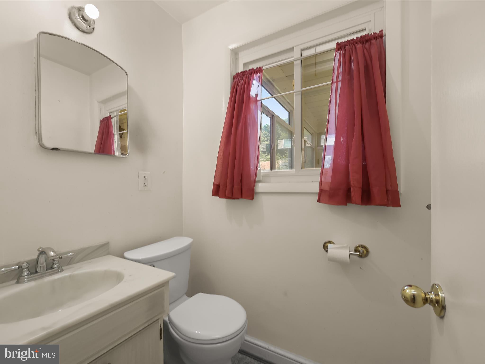 KENSINGTON ESTATES - Residential