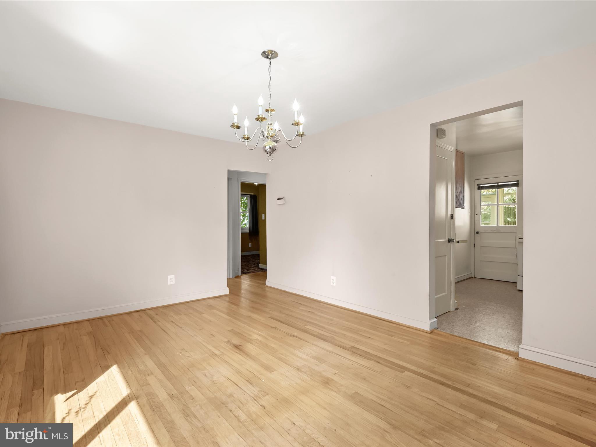 KENSINGTON ESTATES - Residential