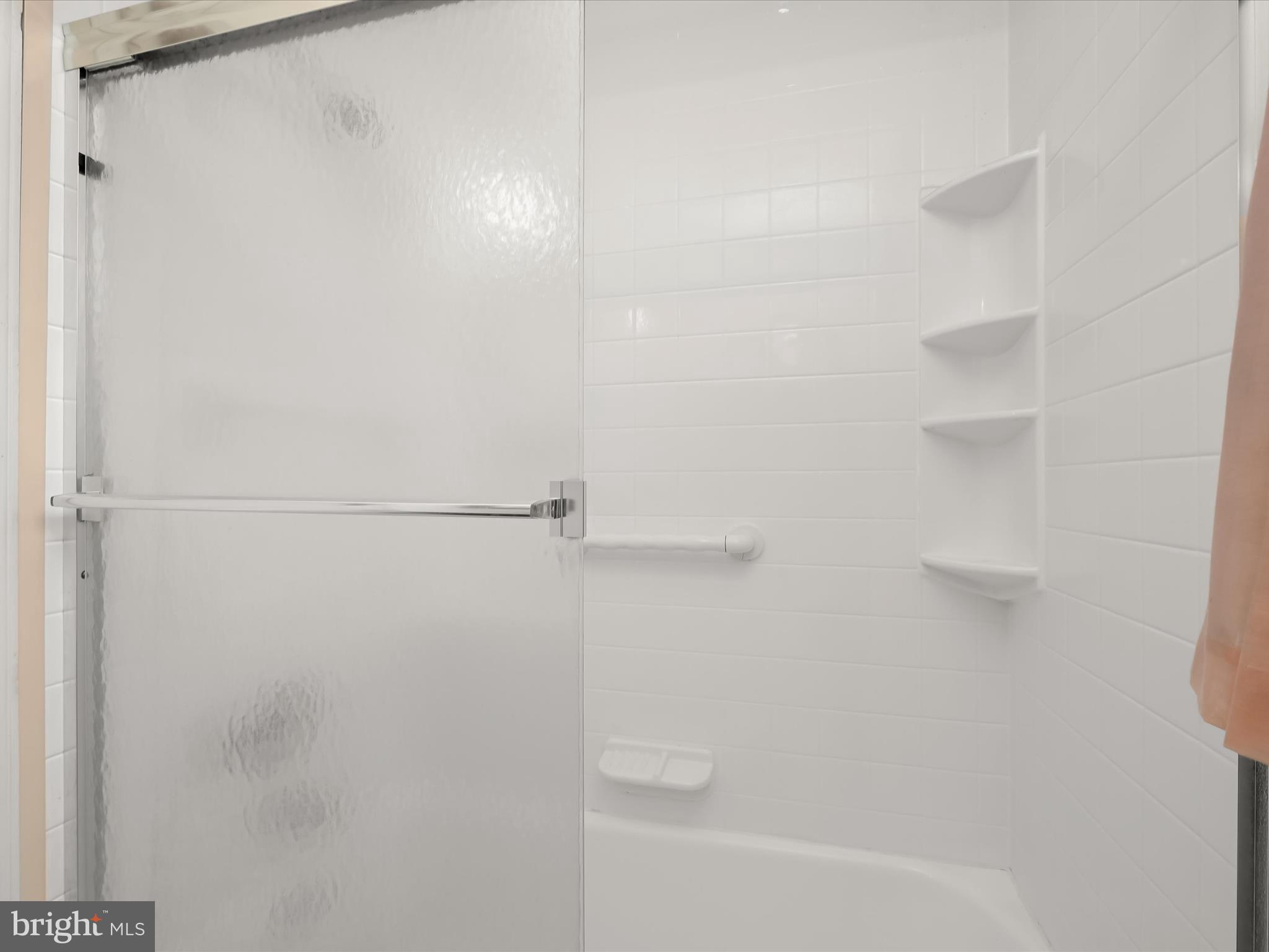 KENSINGTON ESTATES - Residential