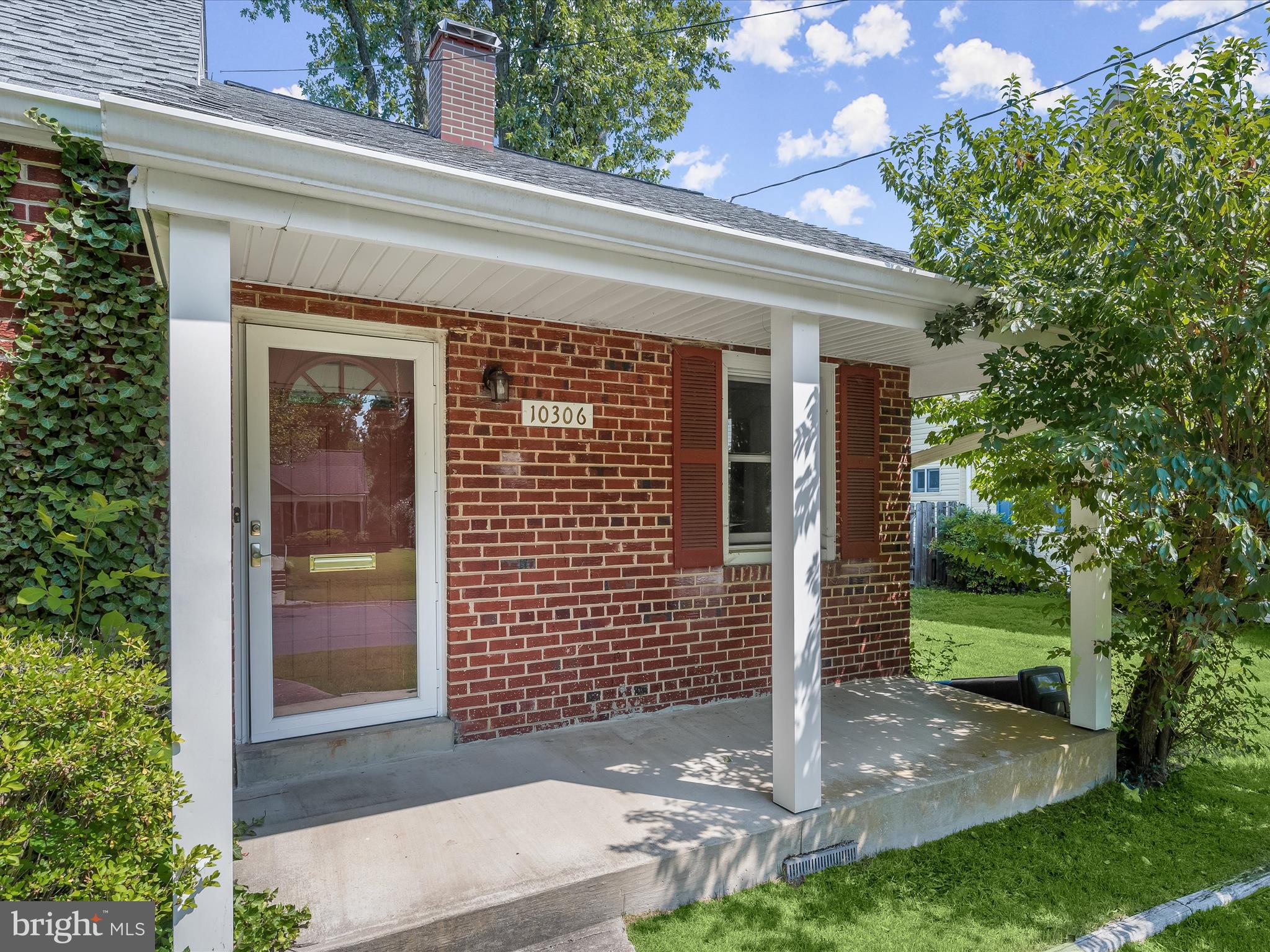 KENSINGTON ESTATES - Residential