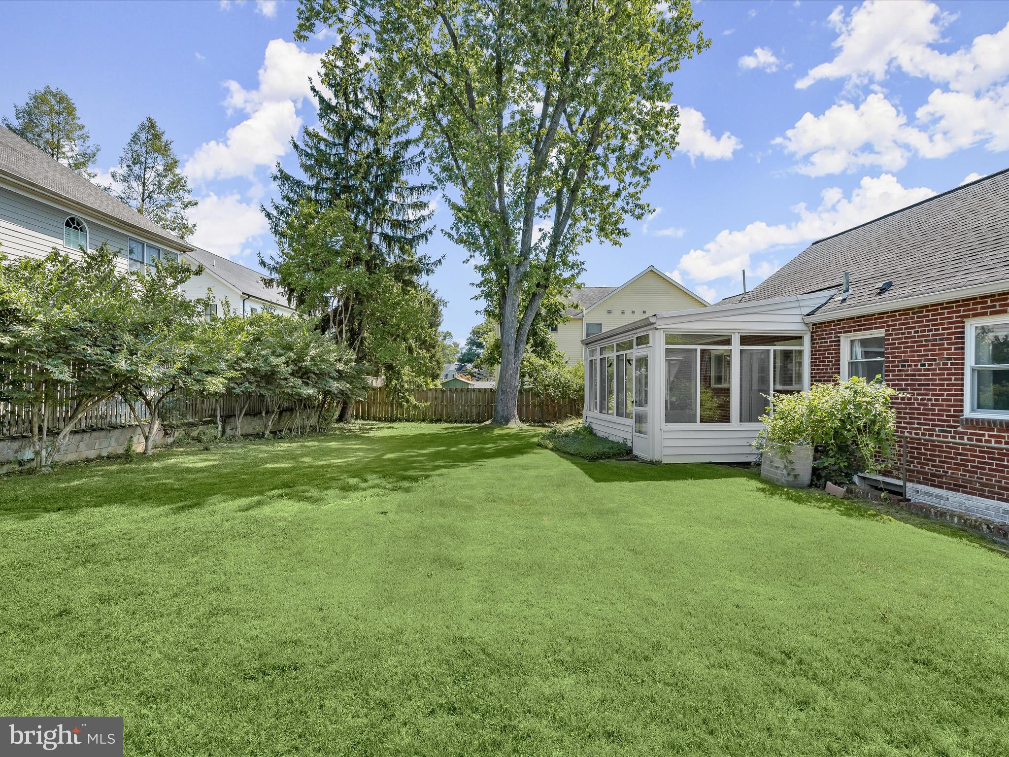 KENSINGTON ESTATES - Residential