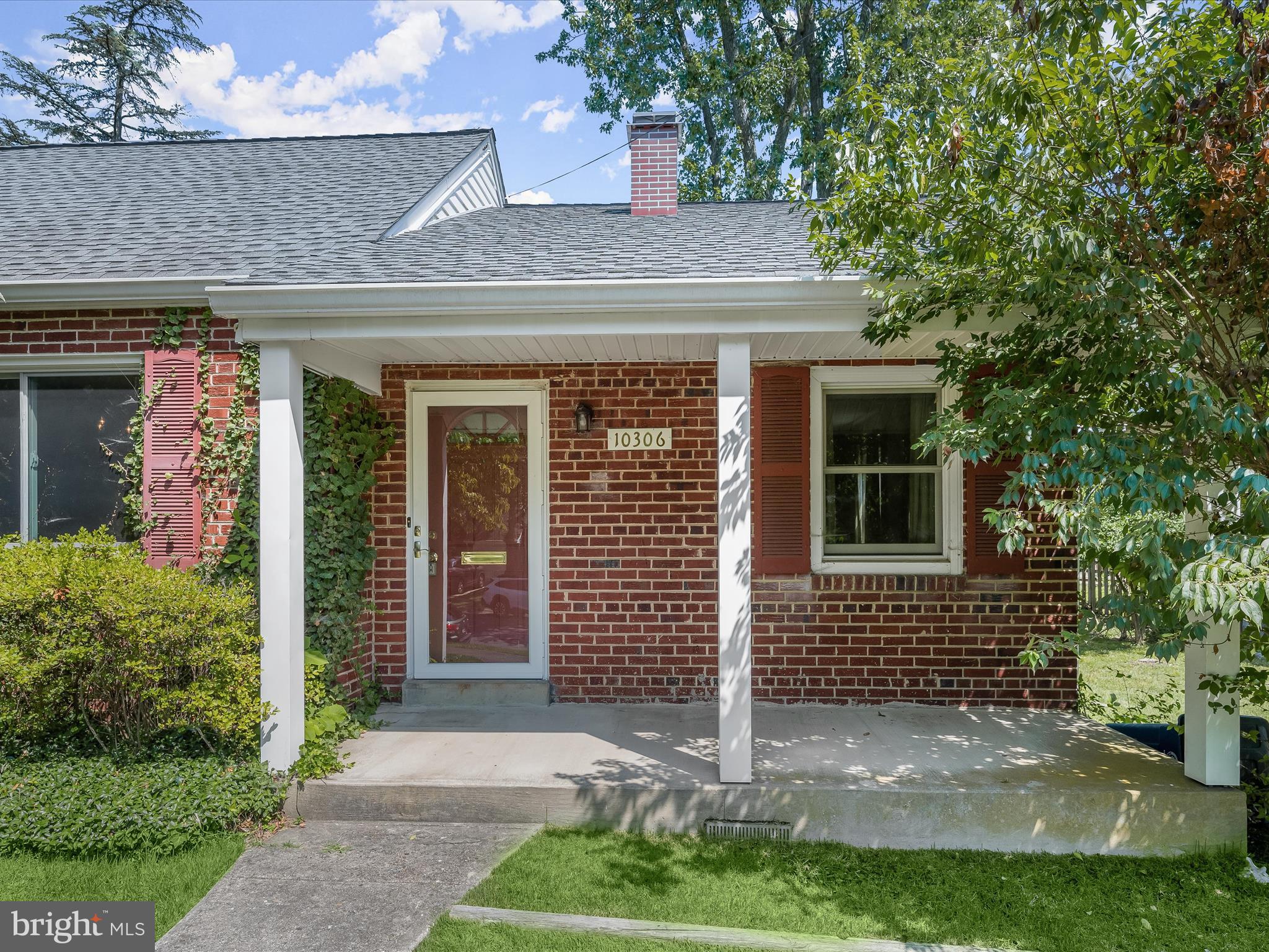 KENSINGTON ESTATES - Residential