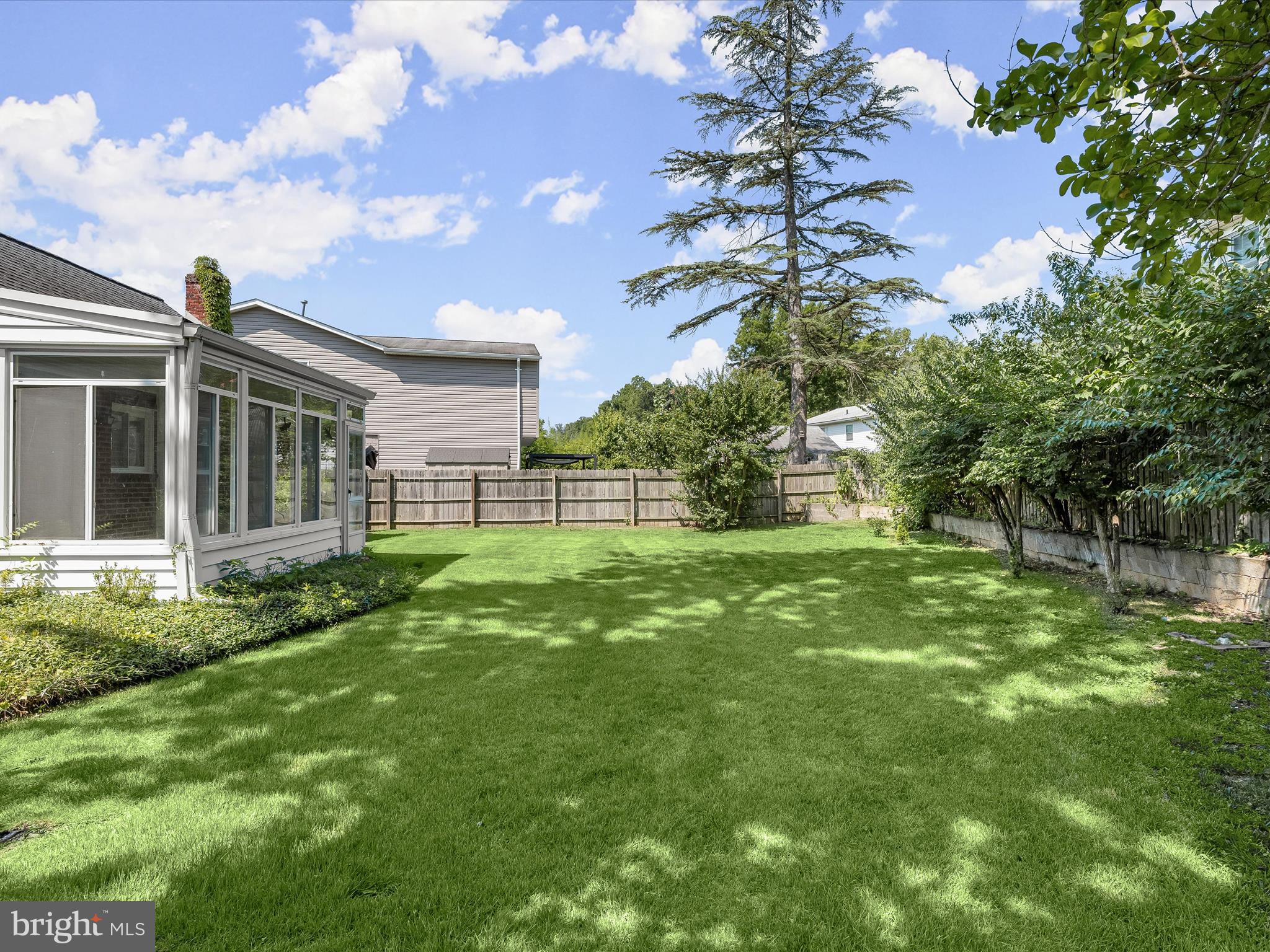 KENSINGTON ESTATES - Residential