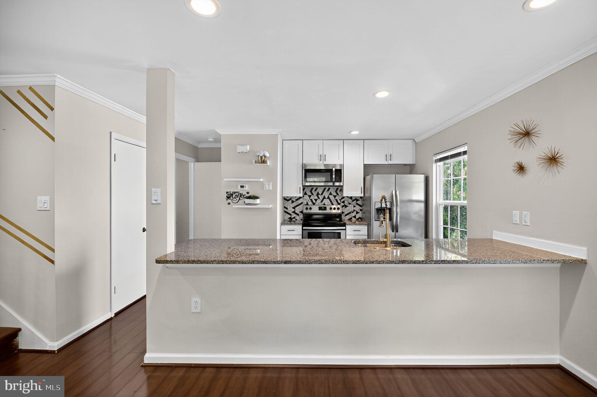 LAKE RIDGE - Residential