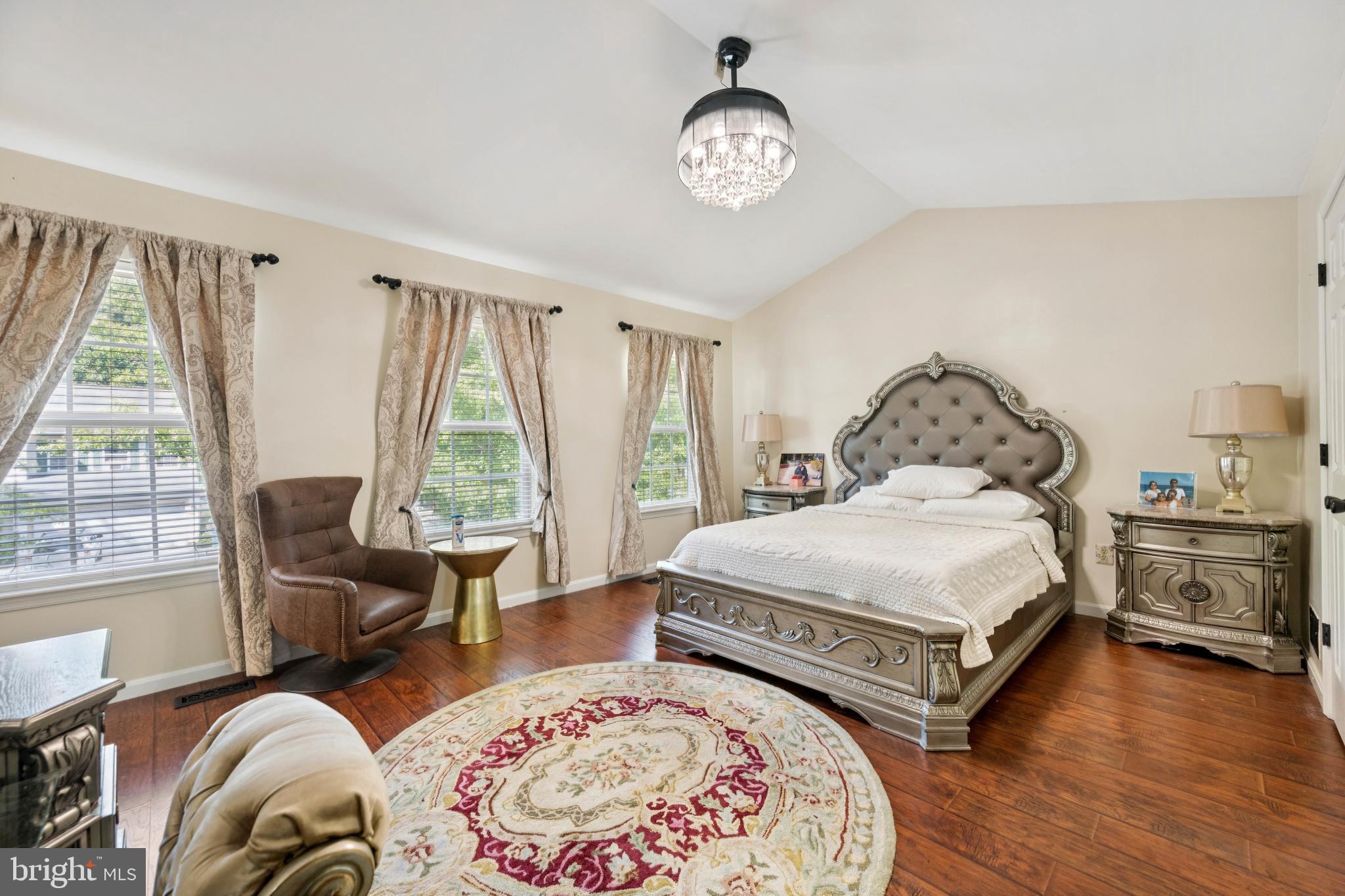 OAKDALE - Residential