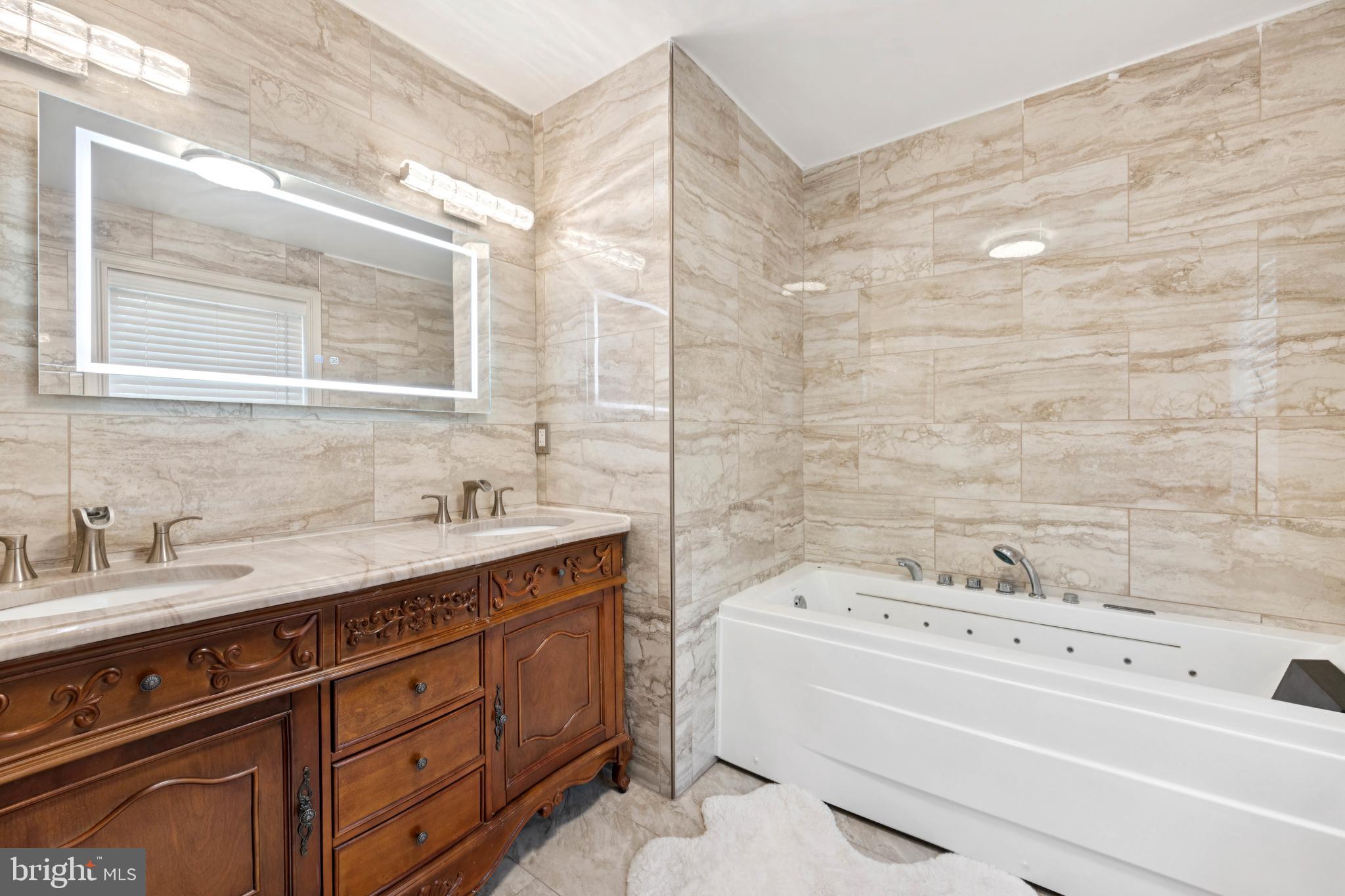 OAKDALE - Residential