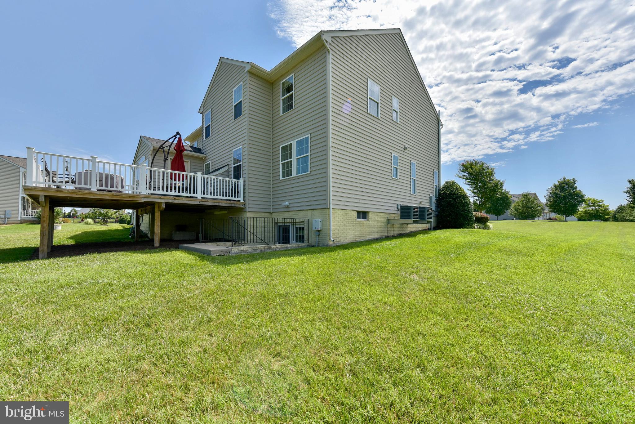 JAMISONS FARM - Residential