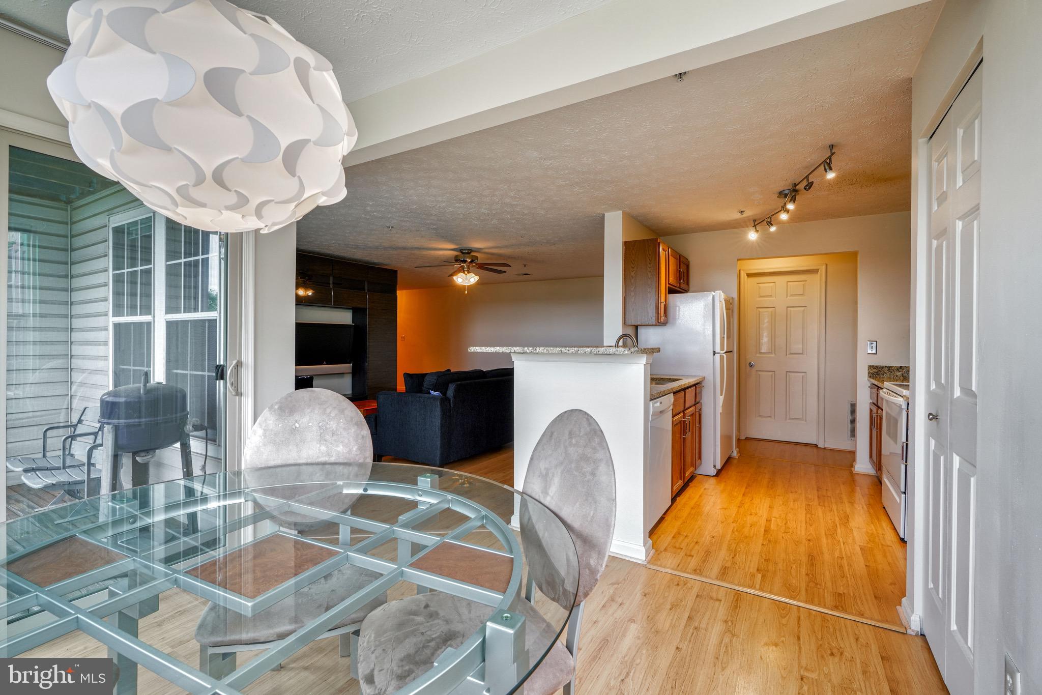 CHESTNUT GABLE - Residential