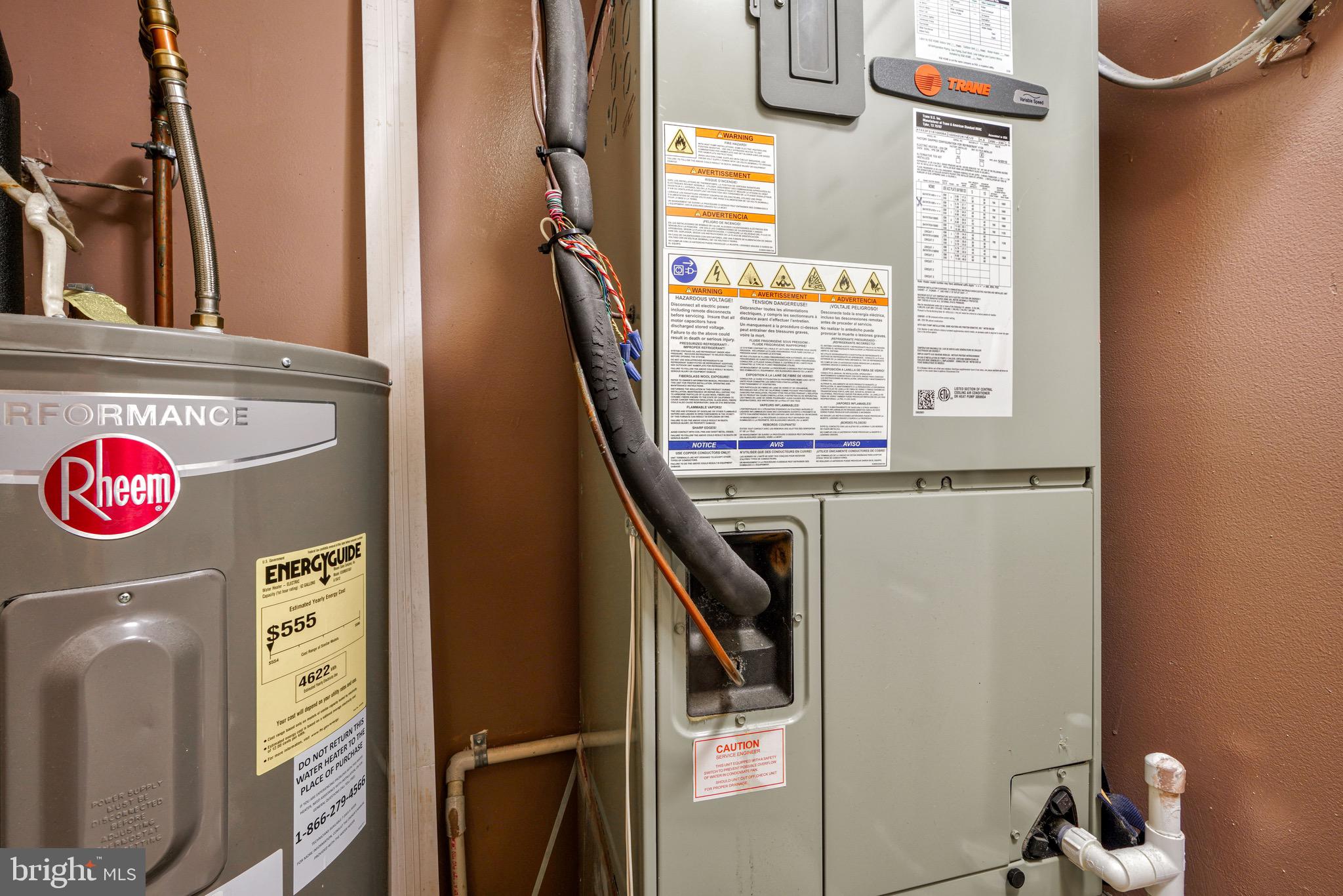 CHESTNUT GABLE - Residential