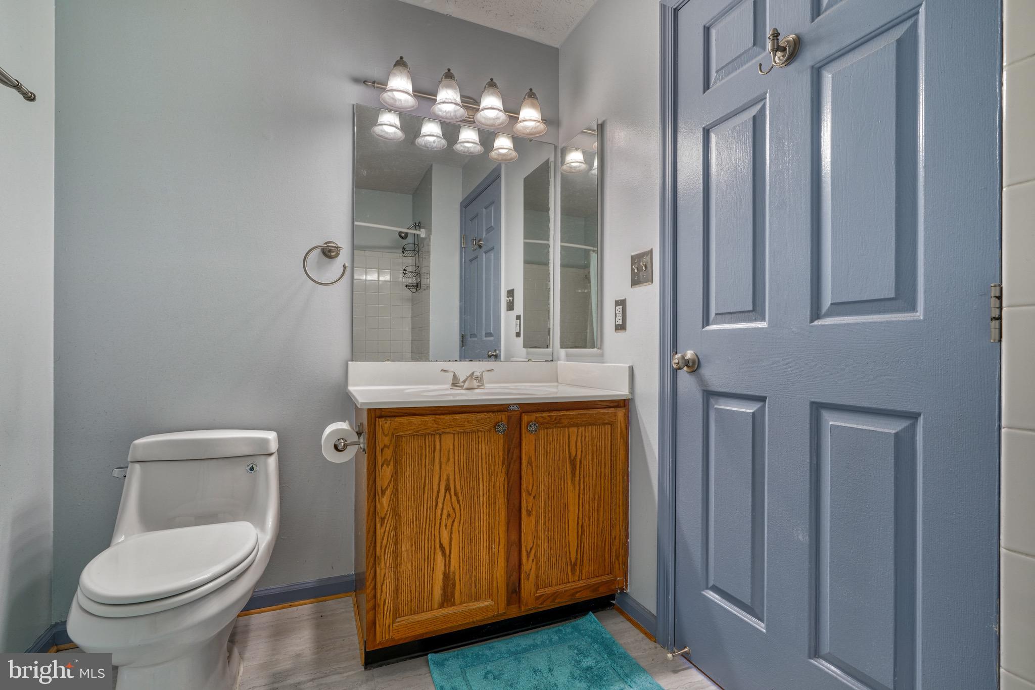 CHESTNUT GABLE - Residential