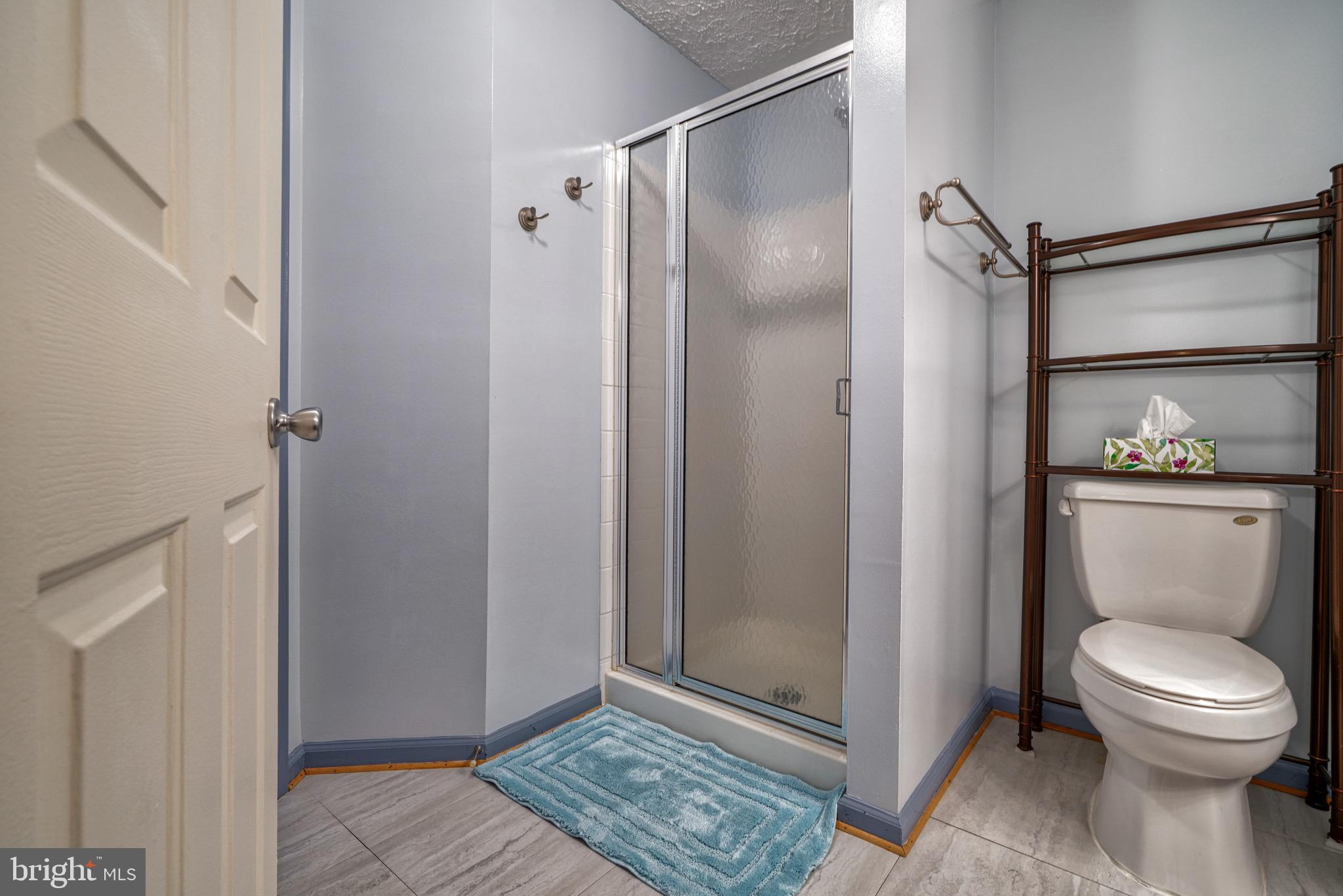 CHESTNUT GABLE - Residential